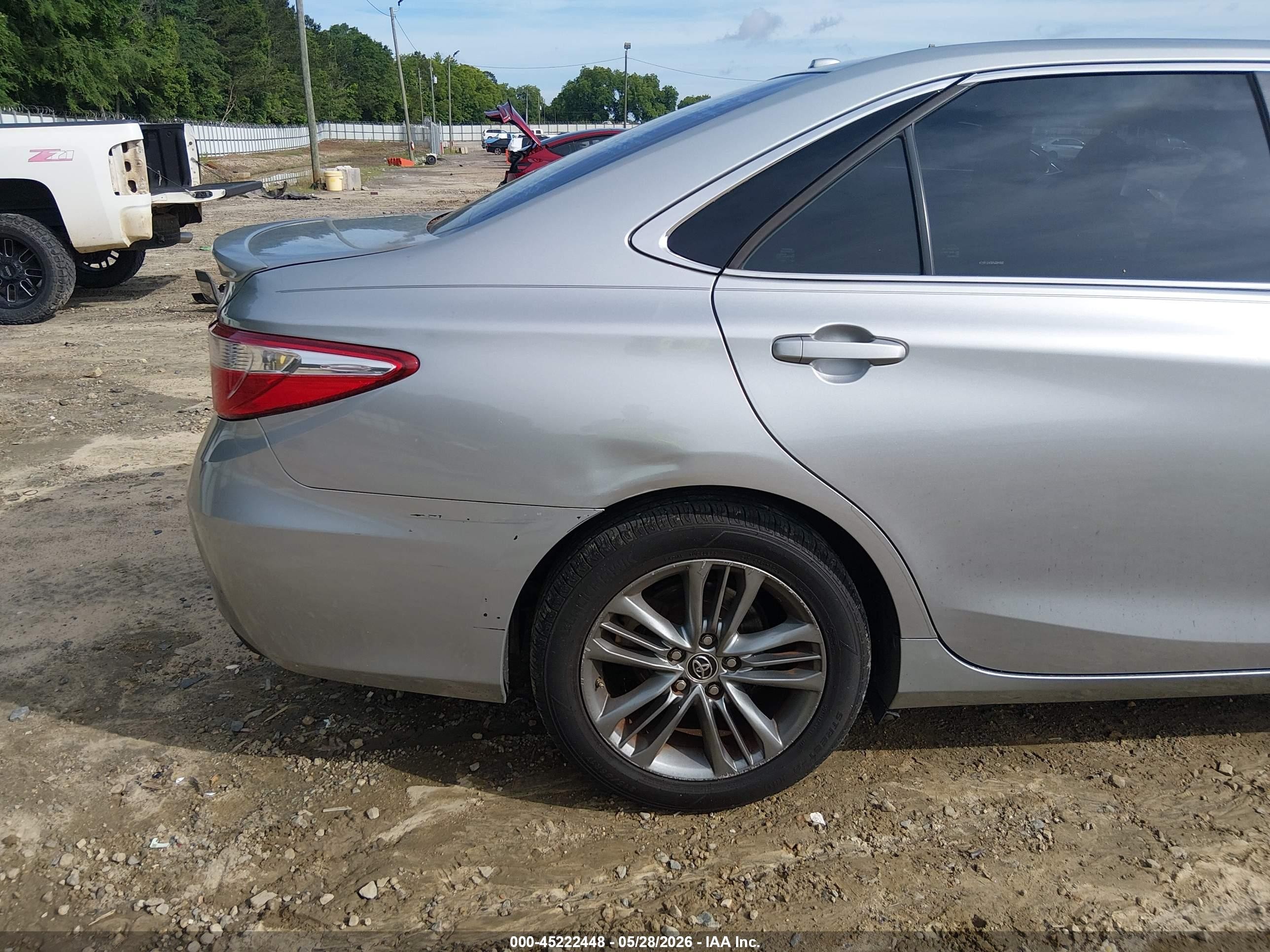 2015 Toyota Camry Se Silver vin: 4T1BF1FK9FU004860