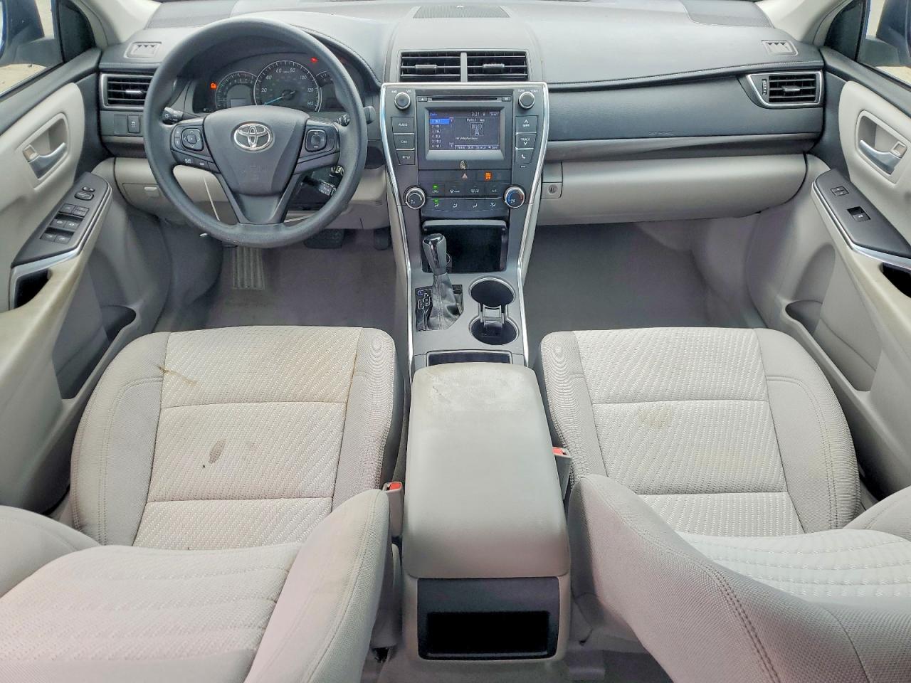 2015 Toyota Camry Le White vin: 4T1BF1FK9FU008858