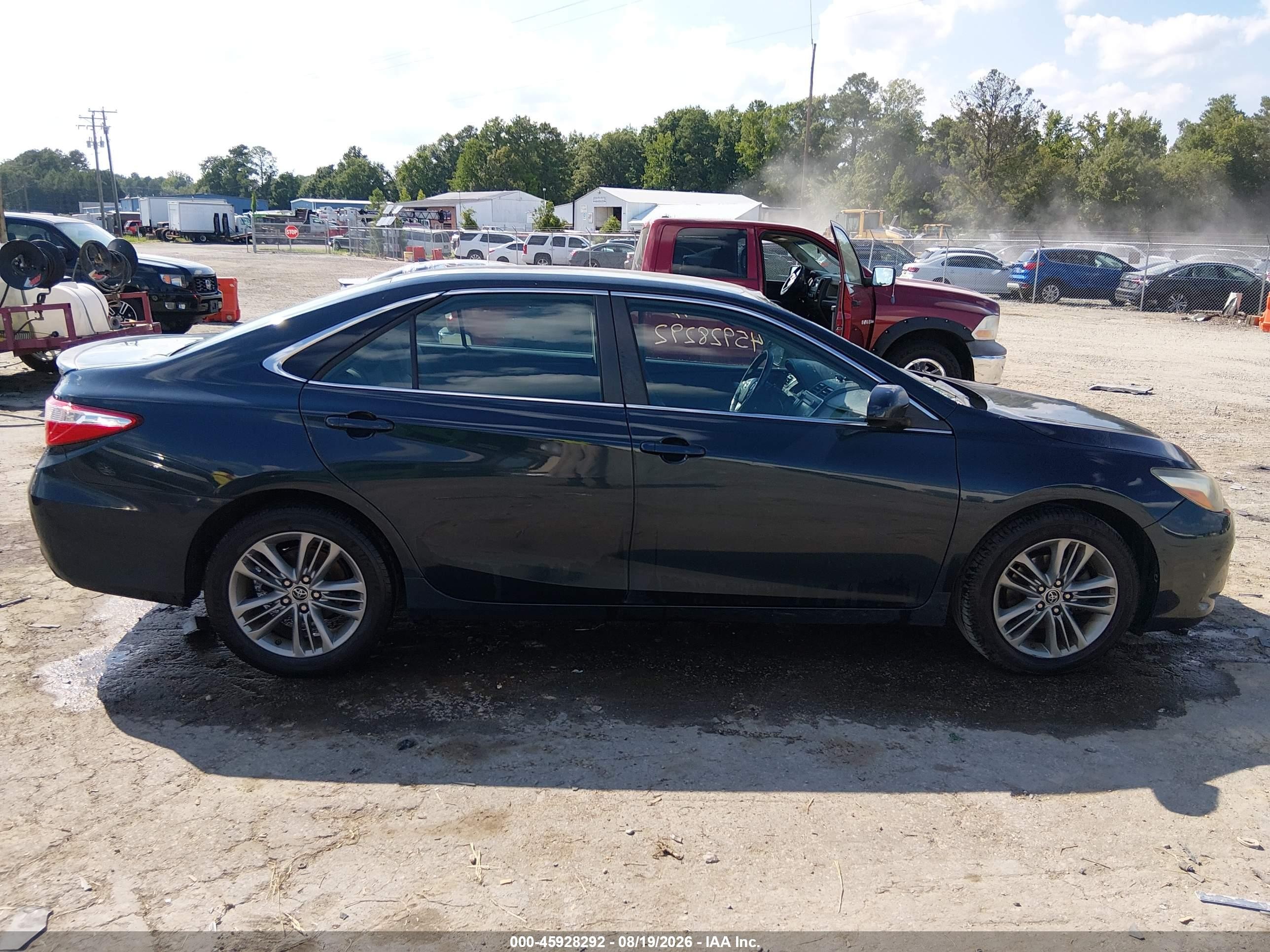 2015 Toyota Camry Se Dark Blue vin: 4T1BF1FK9FU014868