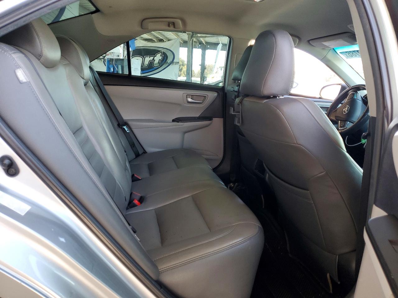 2015 Toyota Camry Se Серебряный vin: 4T1BF1FK9FU020962