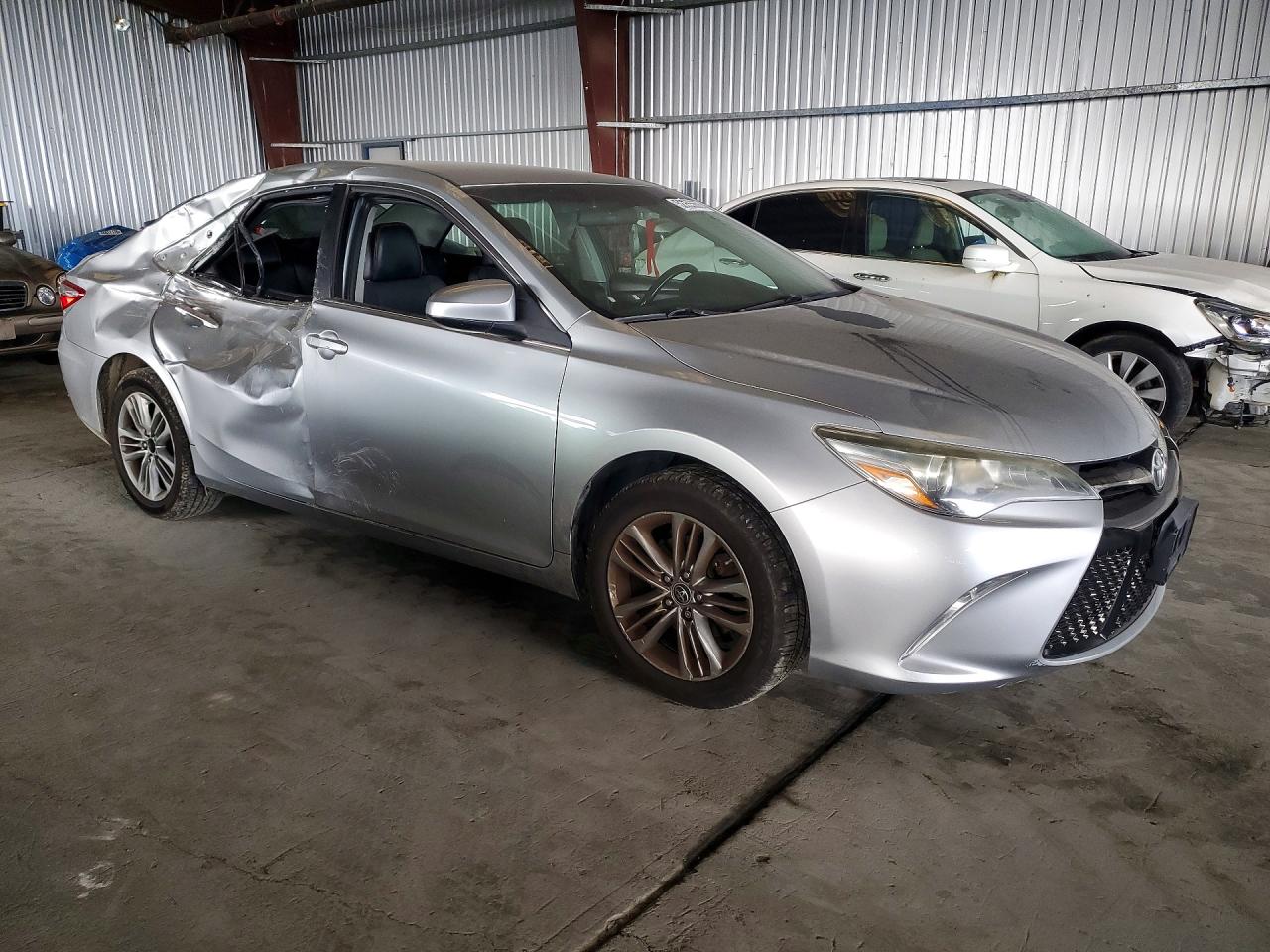 2015 Toyota Camry Se Silver vin: 4T1BF1FK9FU023134