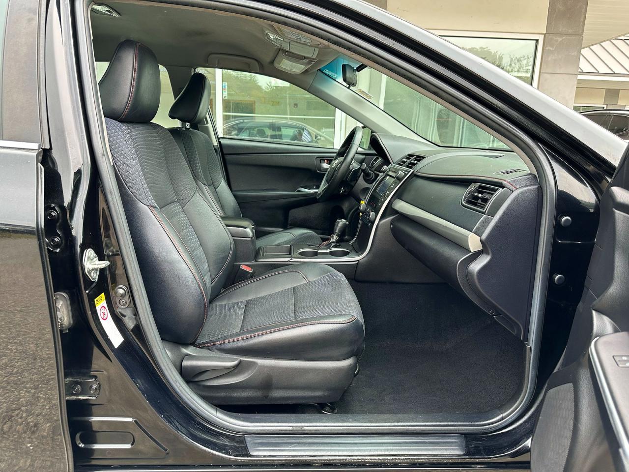 2015 Toyota Camry Se Black vin: 4T1BF1FK9FU030858