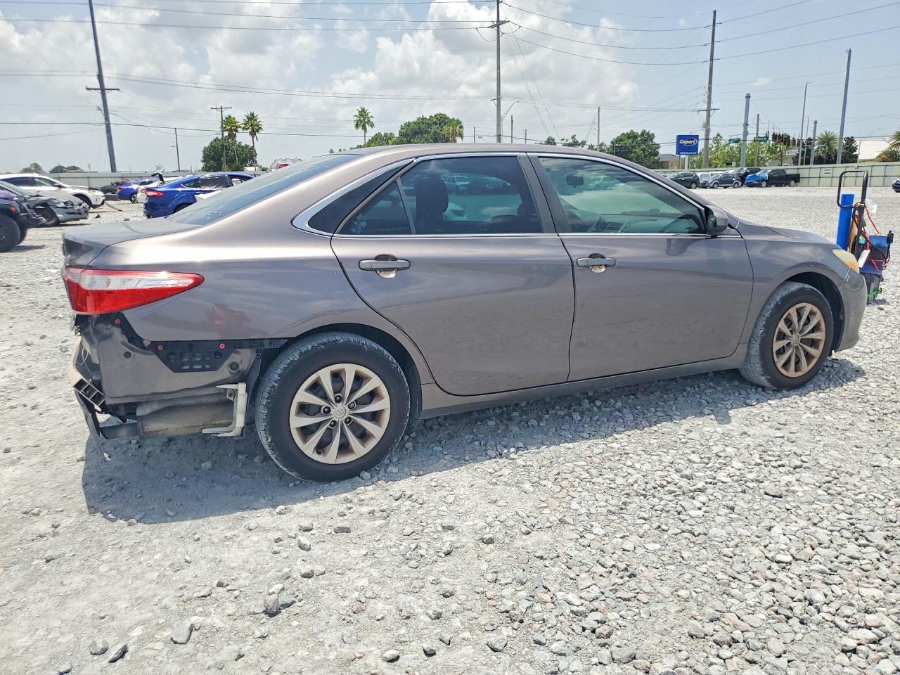 2015 Toyota Camry Le Gray vin: 4T1BF1FK9FU034070