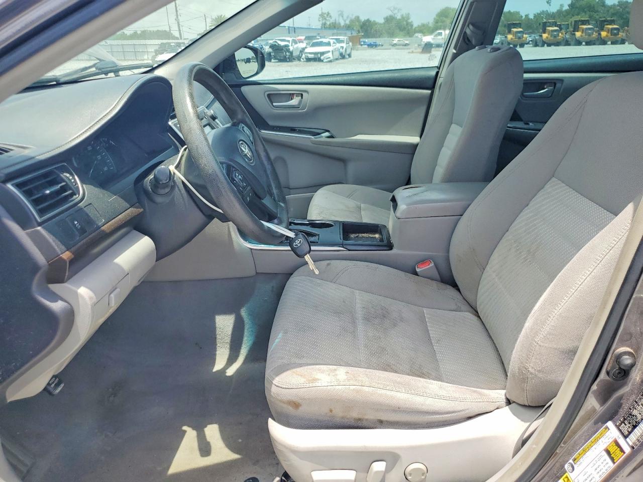 2015 Toyota Camry Le Gray vin: 4T1BF1FK9FU034070
