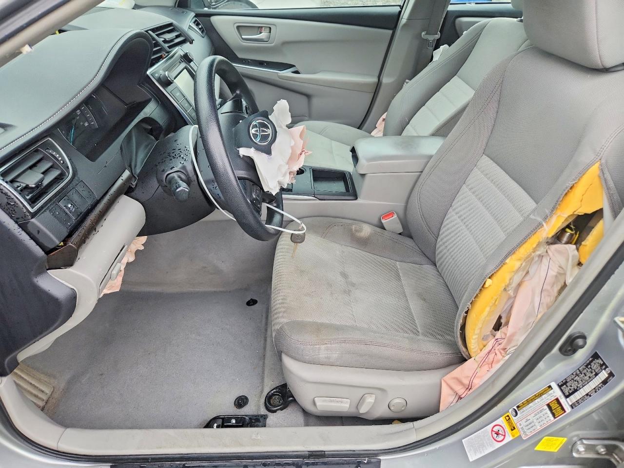 2015 Toyota Camry Le Silver vin: 4T1BF1FK9FU040239