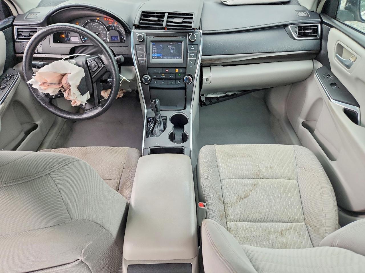 2015 Toyota Camry Le Silver vin: 4T1BF1FK9FU040239