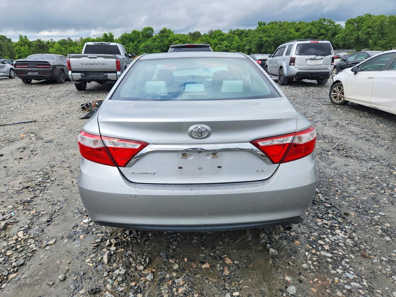 2015 Toyota Camry Le Silver vin: 4T1BF1FK9FU040239