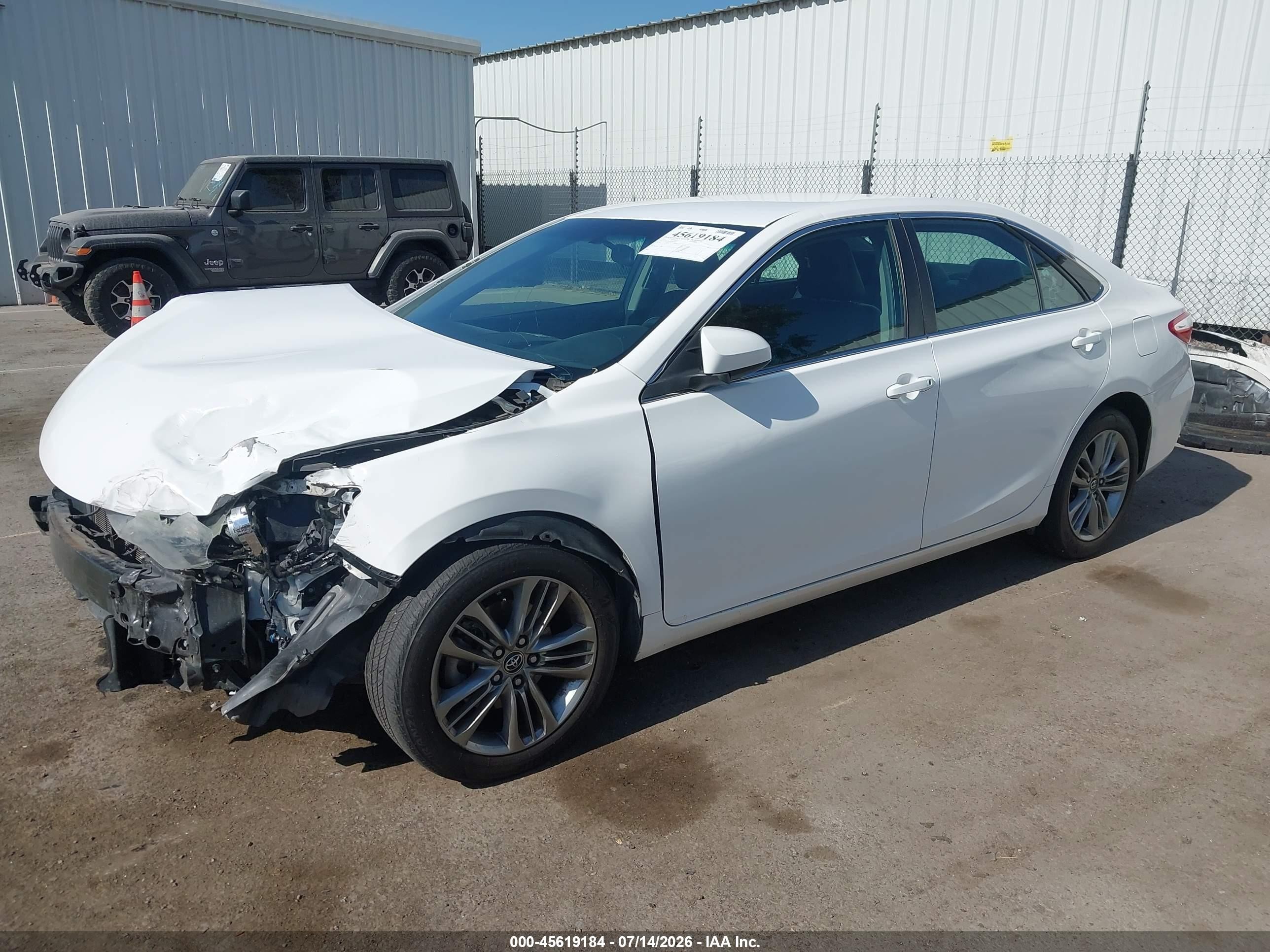 2015 Toyota Camry Se White vin: 4T1BF1FK9FU041469