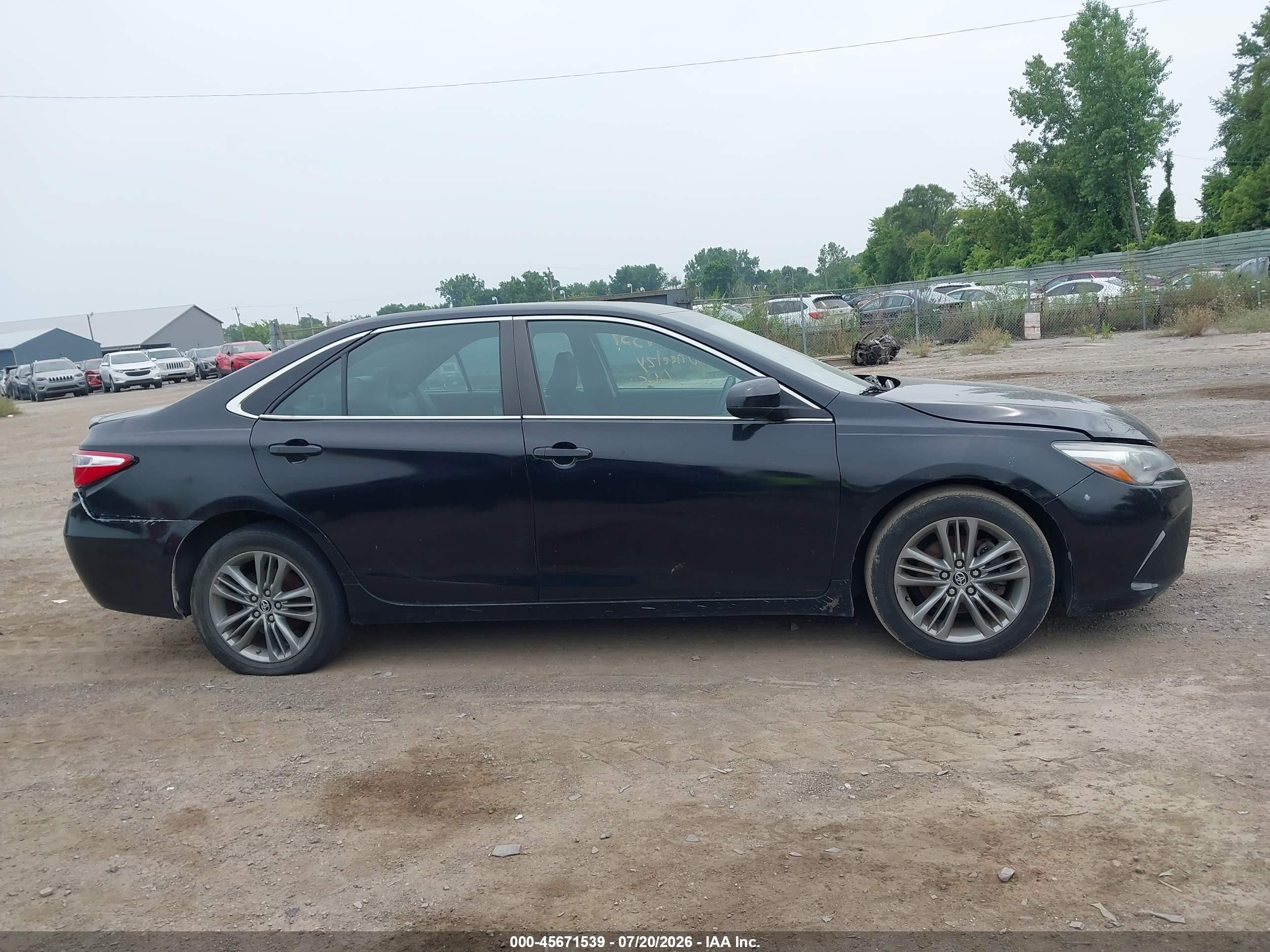 2015 Toyota Camry Se Черный vin: 4T1BF1FK9FU049829