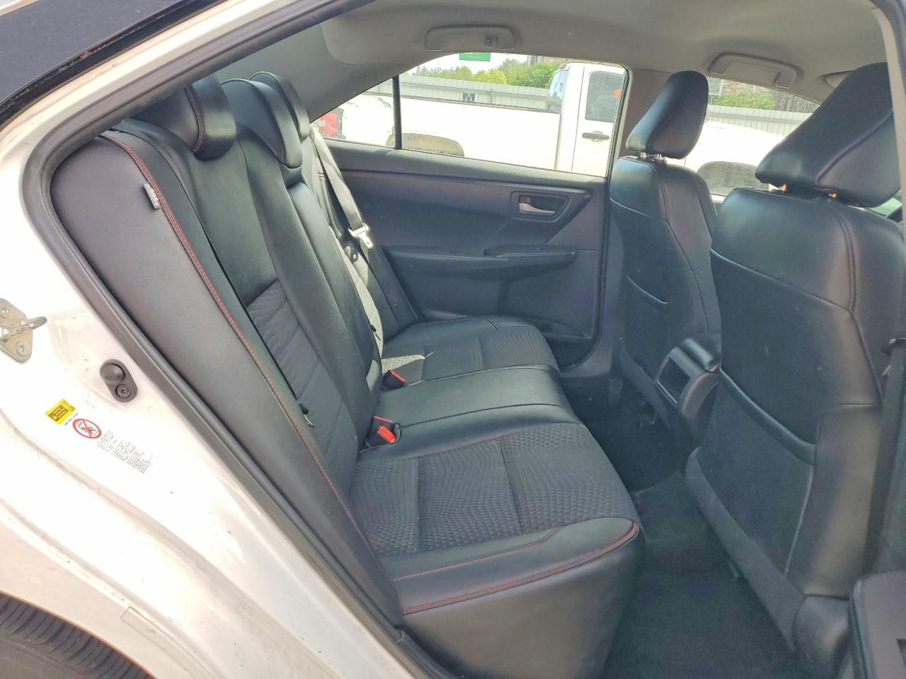 2015 Toyota Camry Se White vin: 4T1BF1FK9FU050950