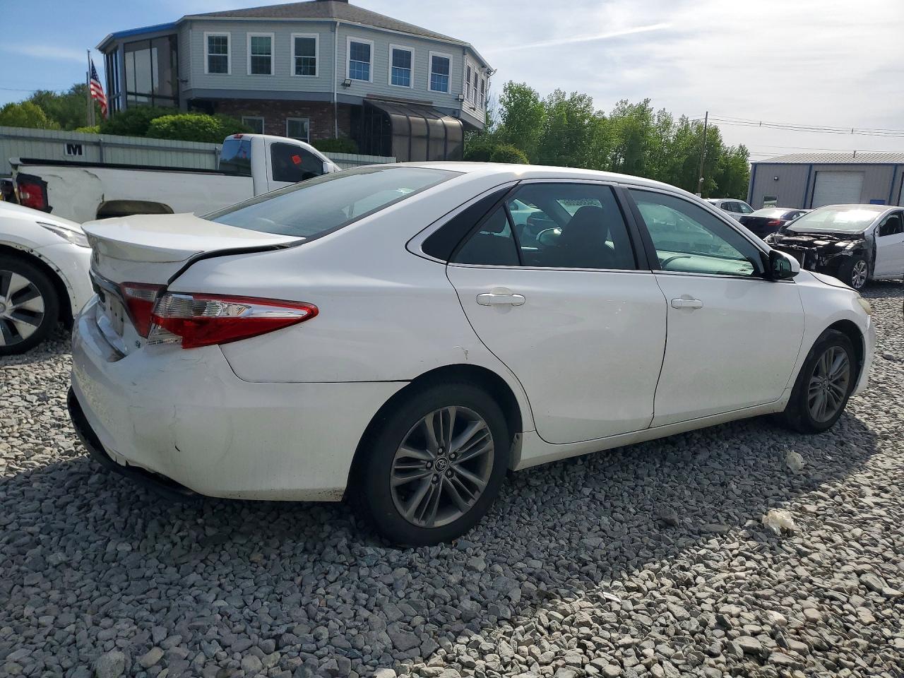 2015 Toyota Camry Se White vin: 4T1BF1FK9FU050950