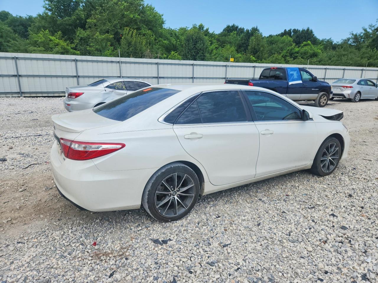 2015 Toyota Camry Xse White vin: 4T1BF1FK9FU052827