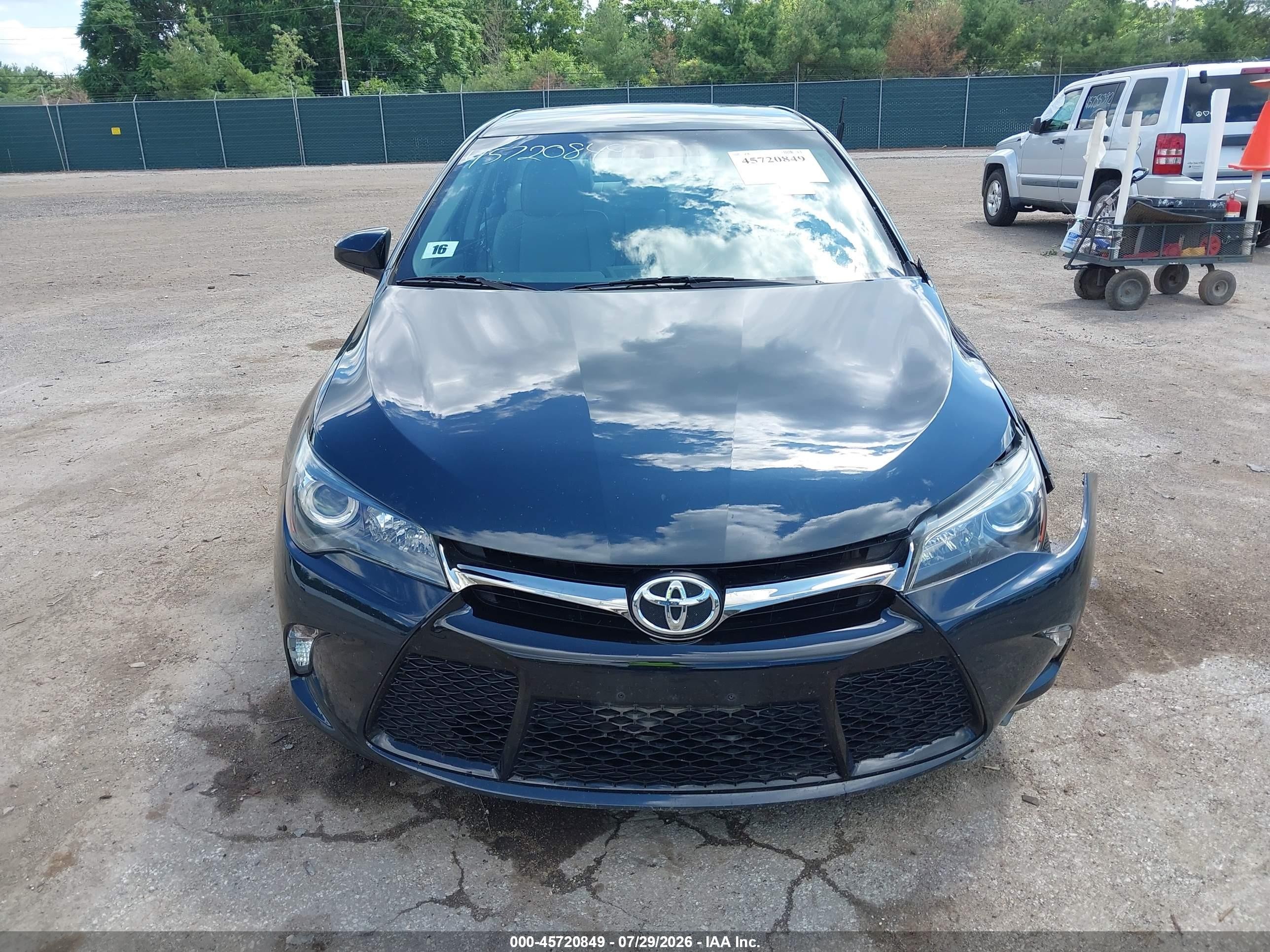 2015 Toyota Camry Se Dark Blue vin: 4T1BF1FK9FU053119