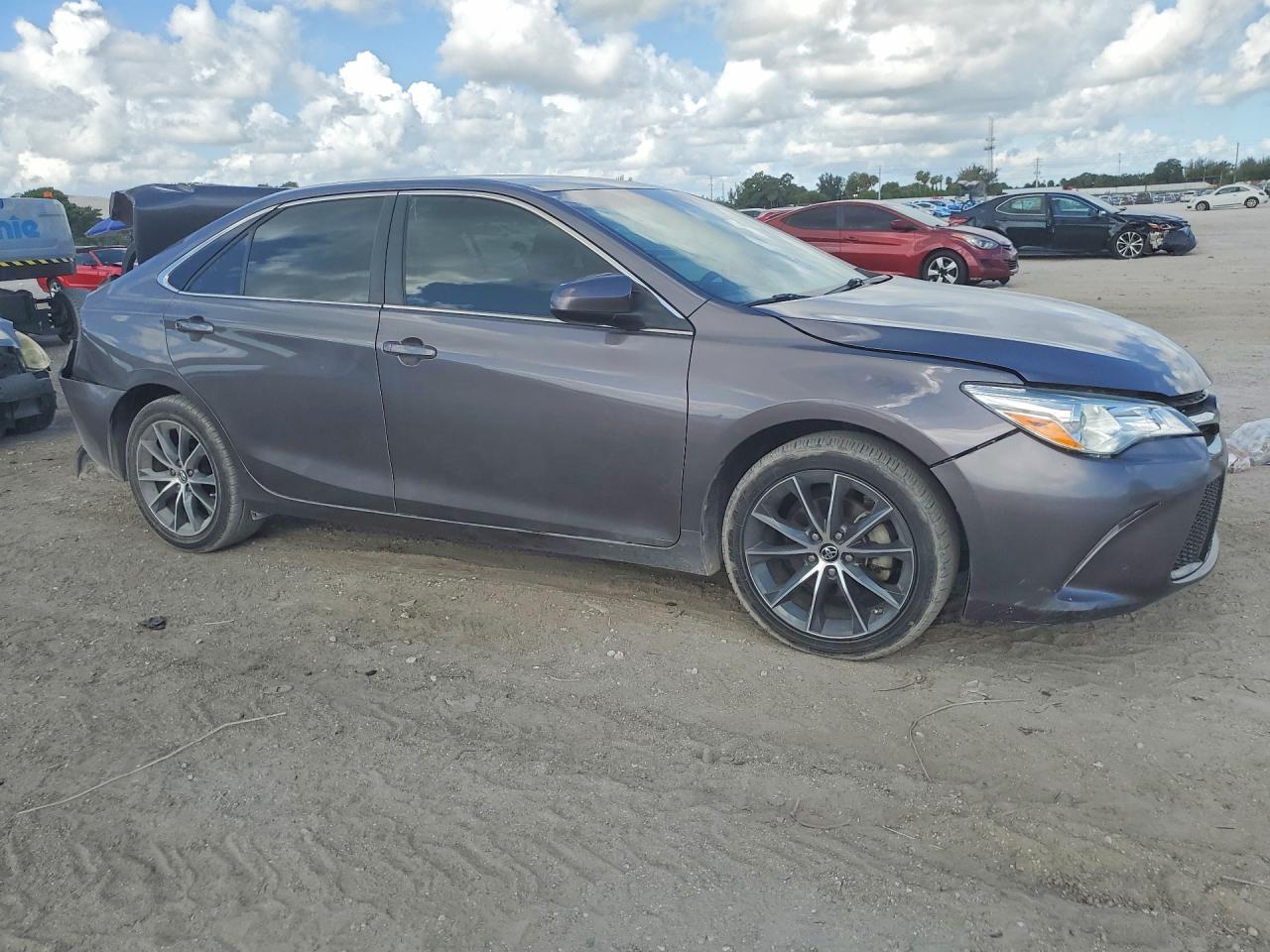 2015 Toyota Camry Xse Charcoal vin: 4T1BF1FK9FU056148