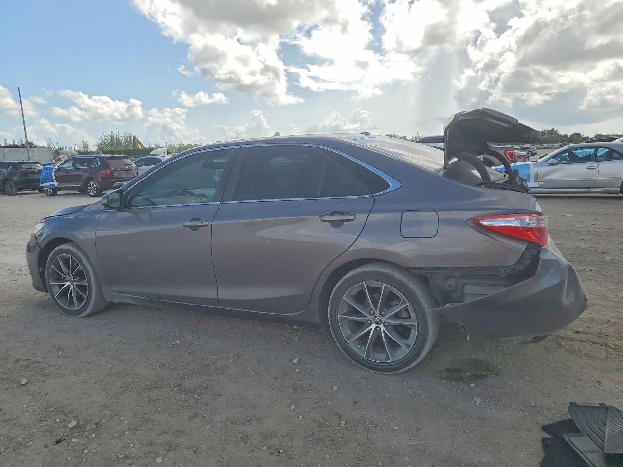 2015 Toyota Camry Xse Charcoal vin: 4T1BF1FK9FU056148