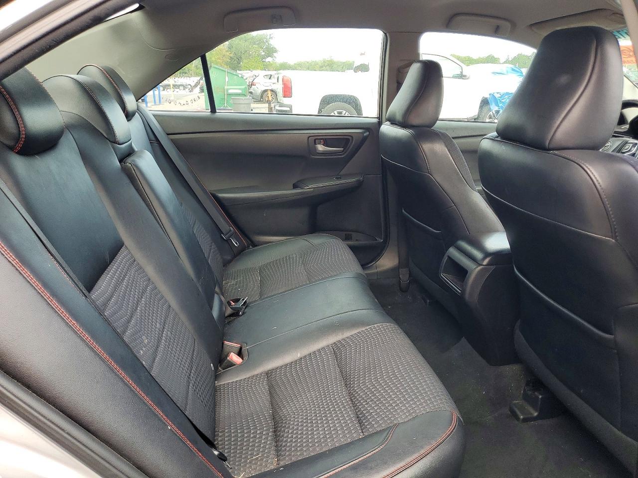 2015 Toyota Camry Se Silver vin: 4T1BF1FK9FU058319