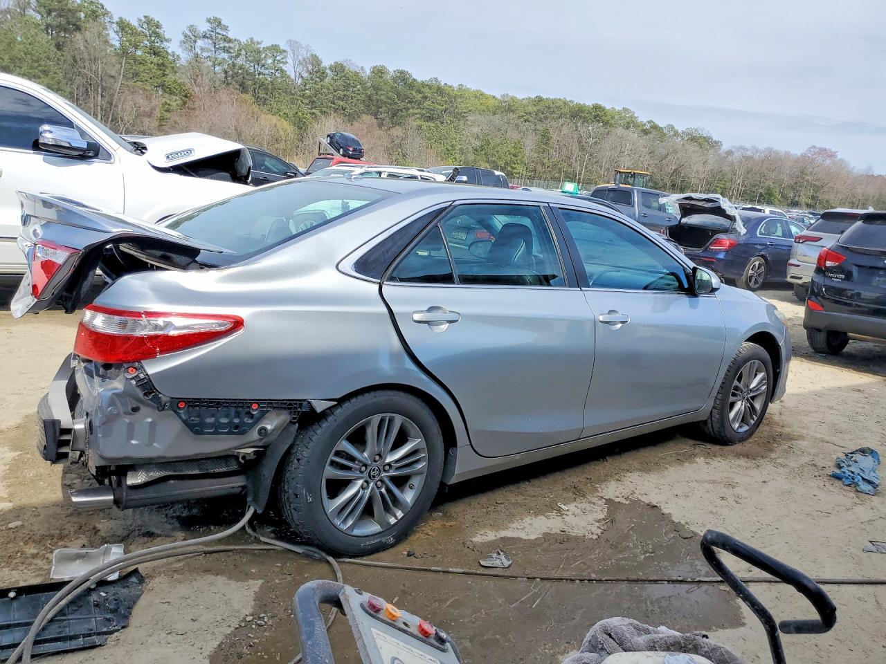2015 Toyota Camry Se Silver vin: 4T1BF1FK9FU060958
