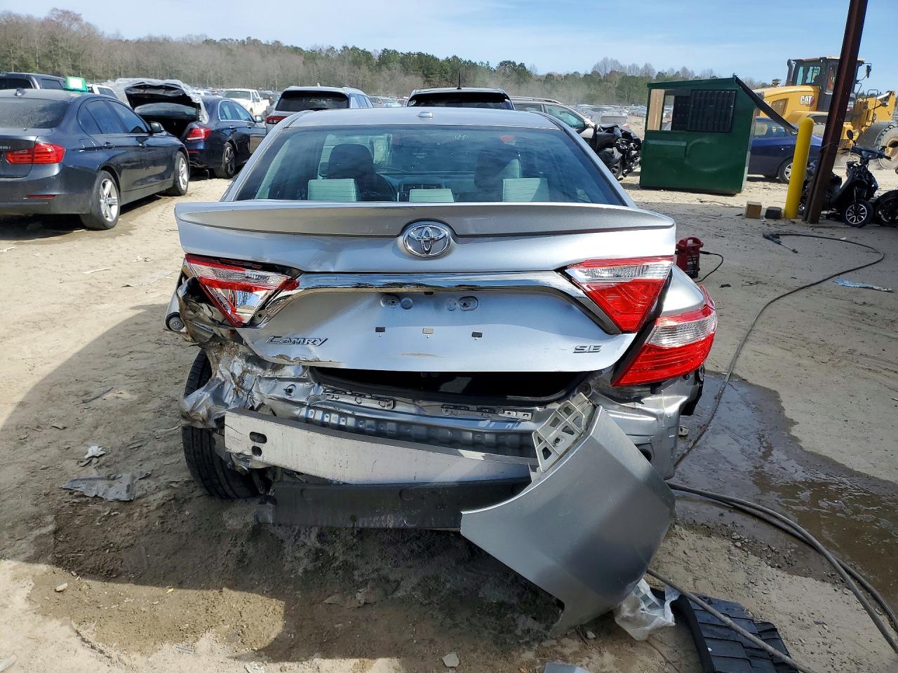 2015 Toyota Camry Se Silver vin: 4T1BF1FK9FU060958