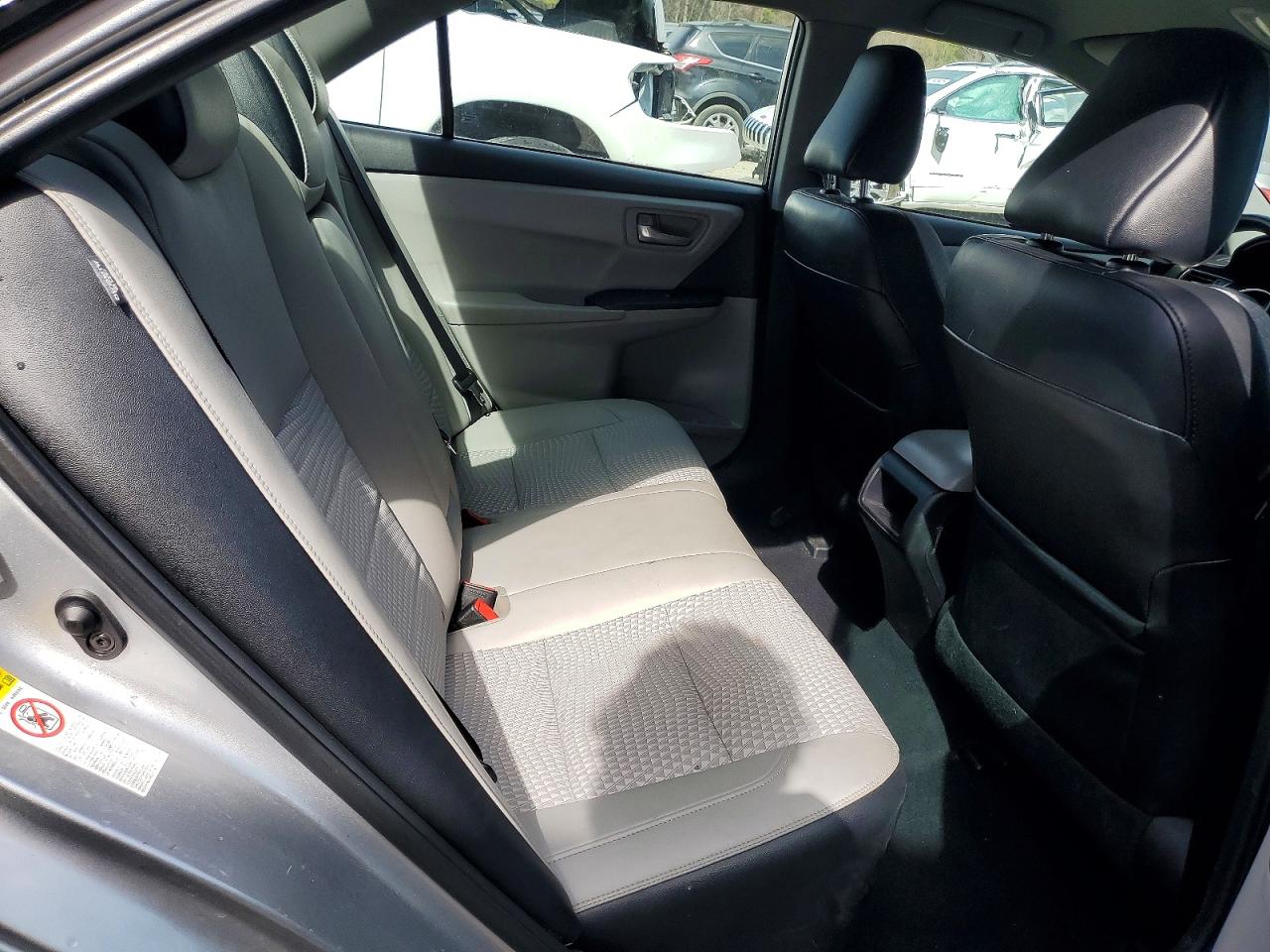 2015 Toyota Camry Se Silver vin: 4T1BF1FK9FU060958