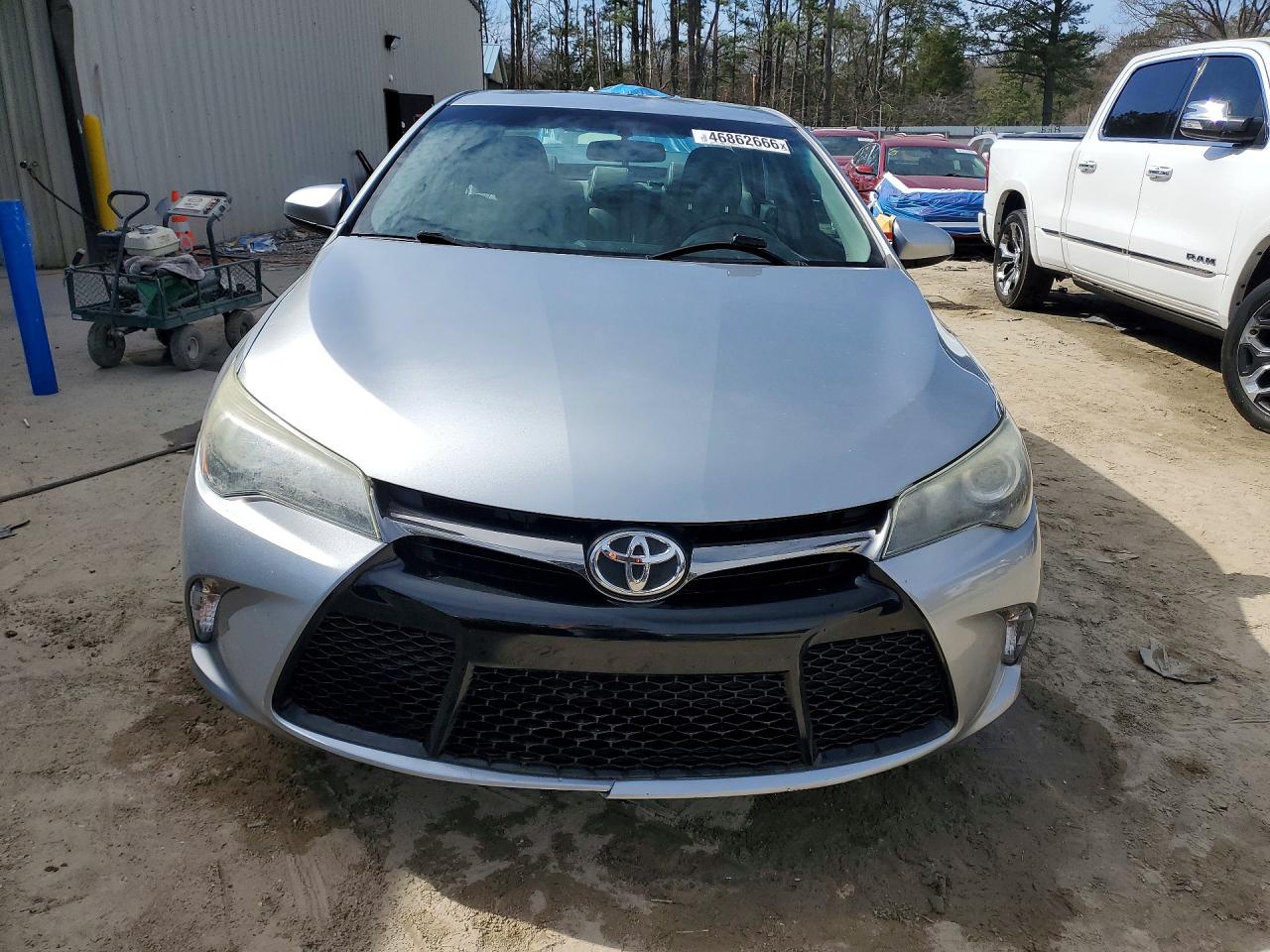 2015 Toyota Camry Se Silver vin: 4T1BF1FK9FU060958