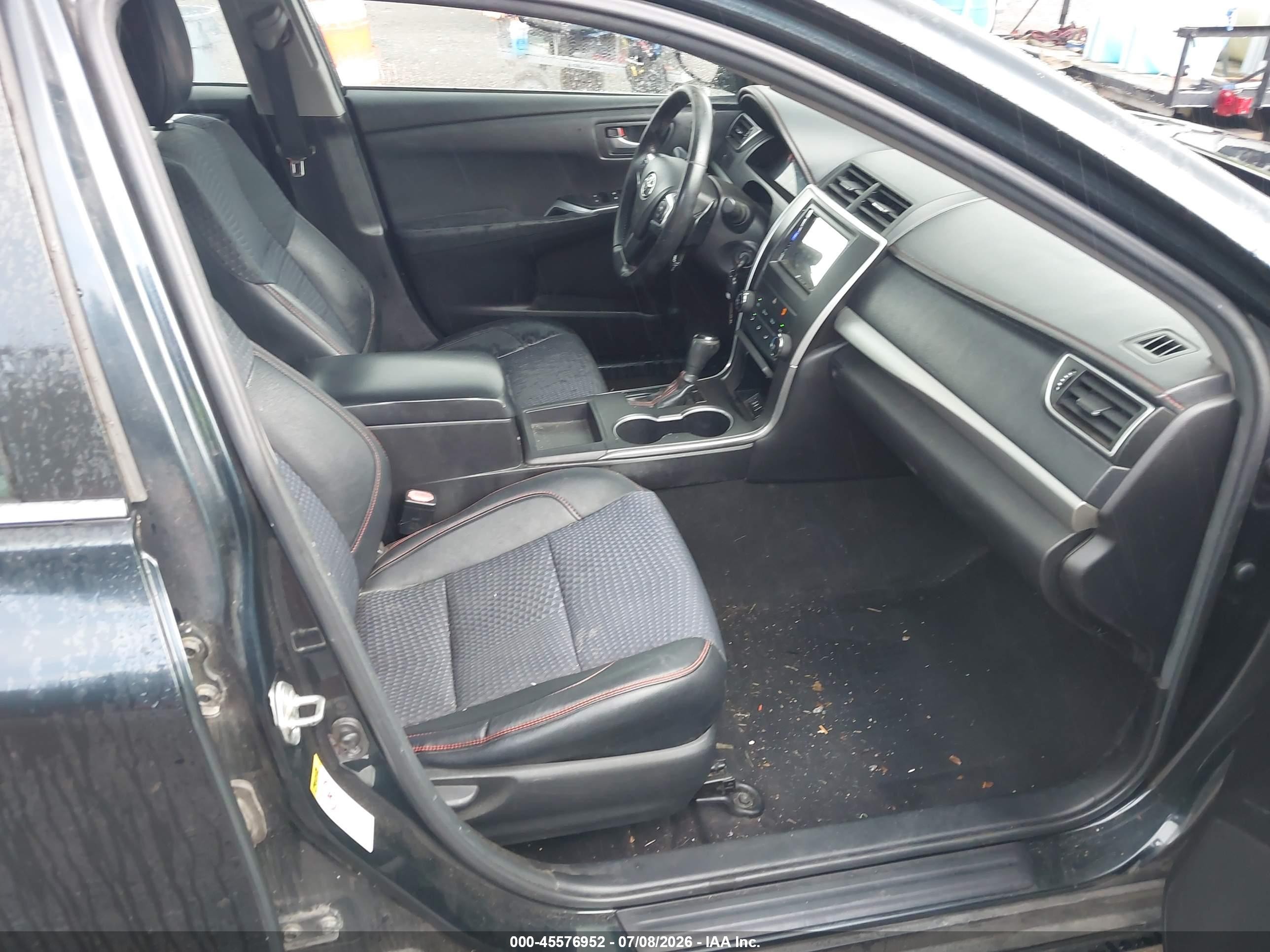 2015 Toyota Camry Se Black vin: 4T1BF1FK9FU076934