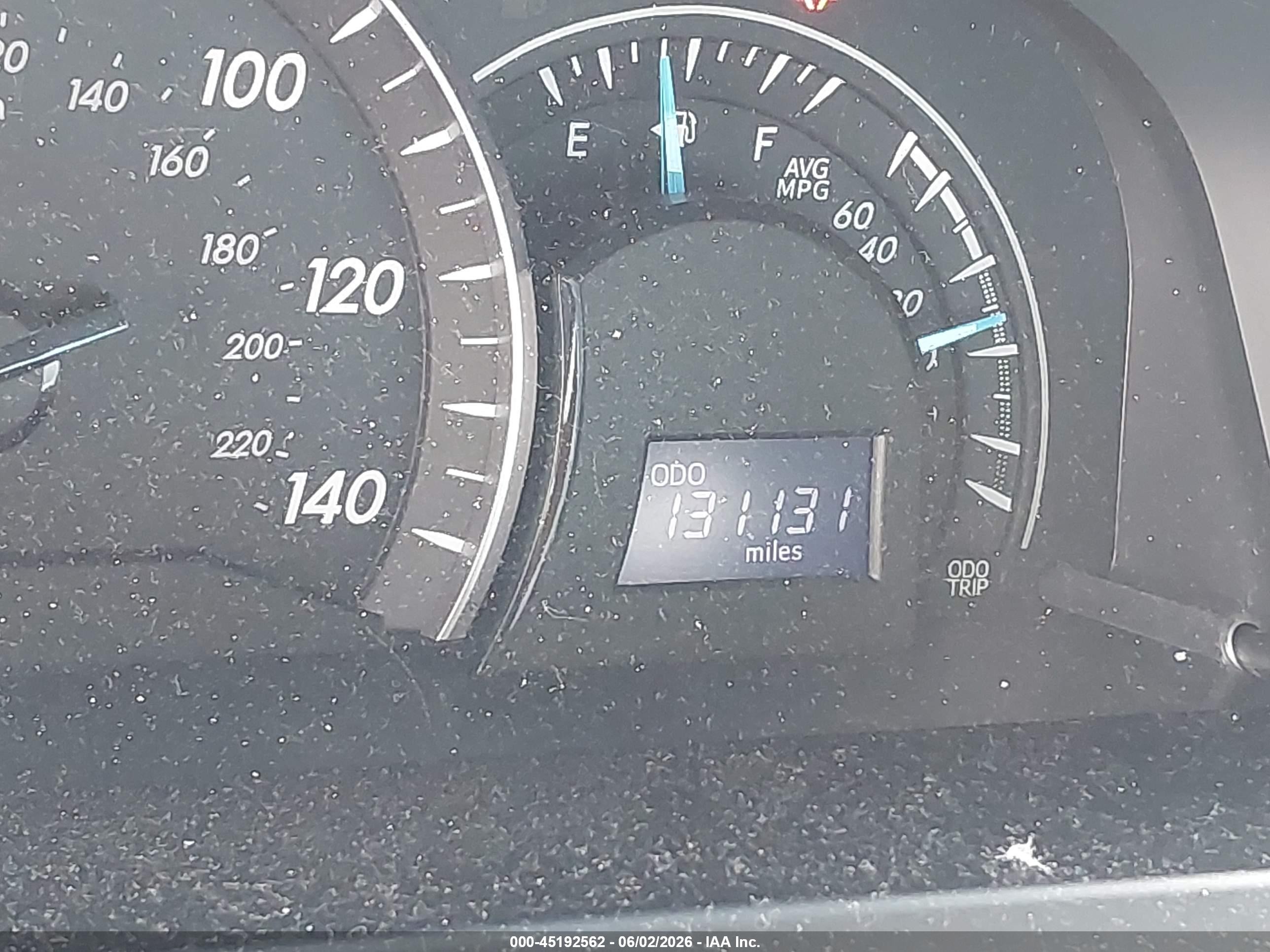 2015 Toyota Camry Le Серебряный vin: 4T1BF1FK9FU082166