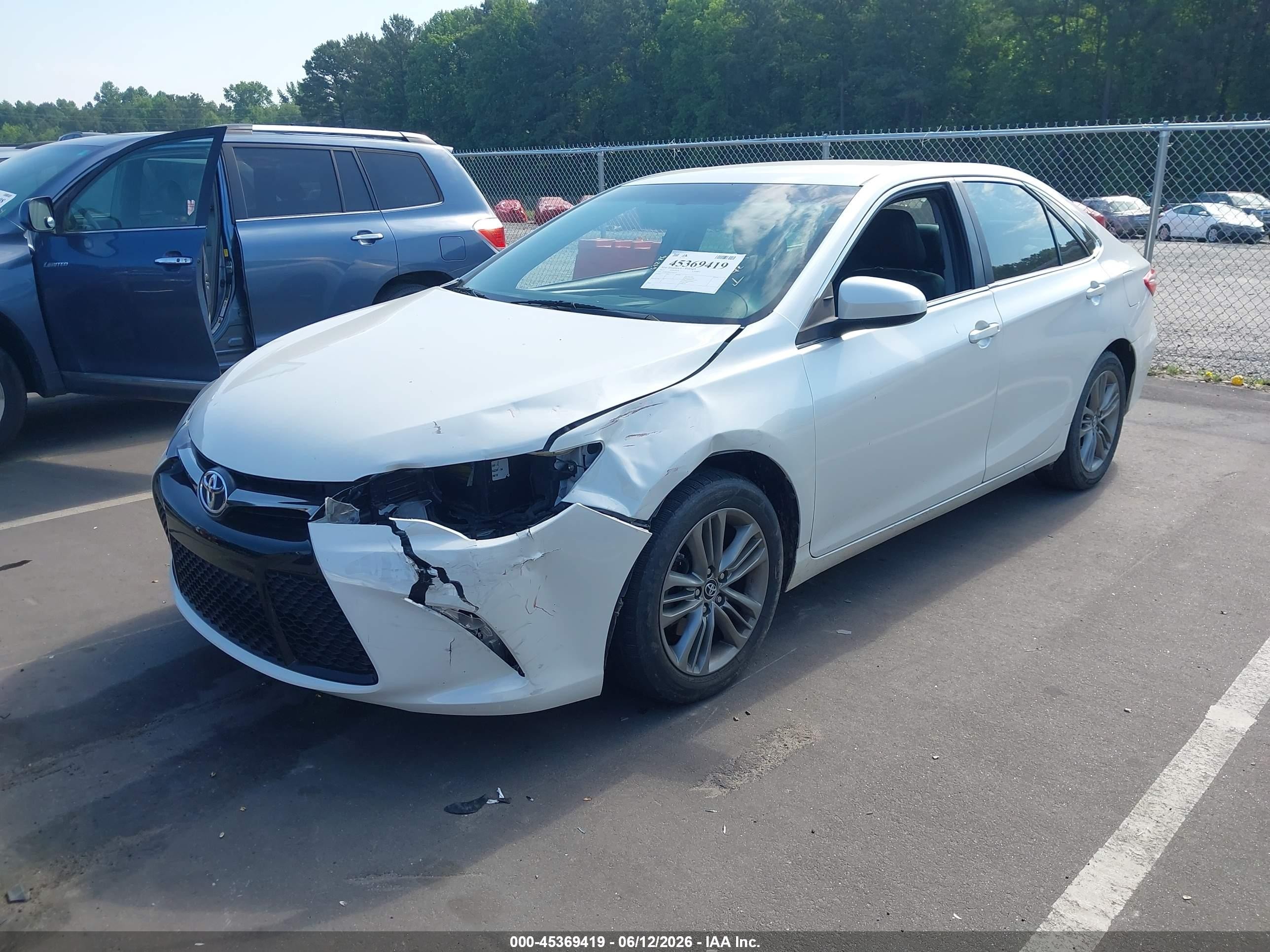 2015 Toyota Camry Se White vin: 4T1BF1FK9FU085522