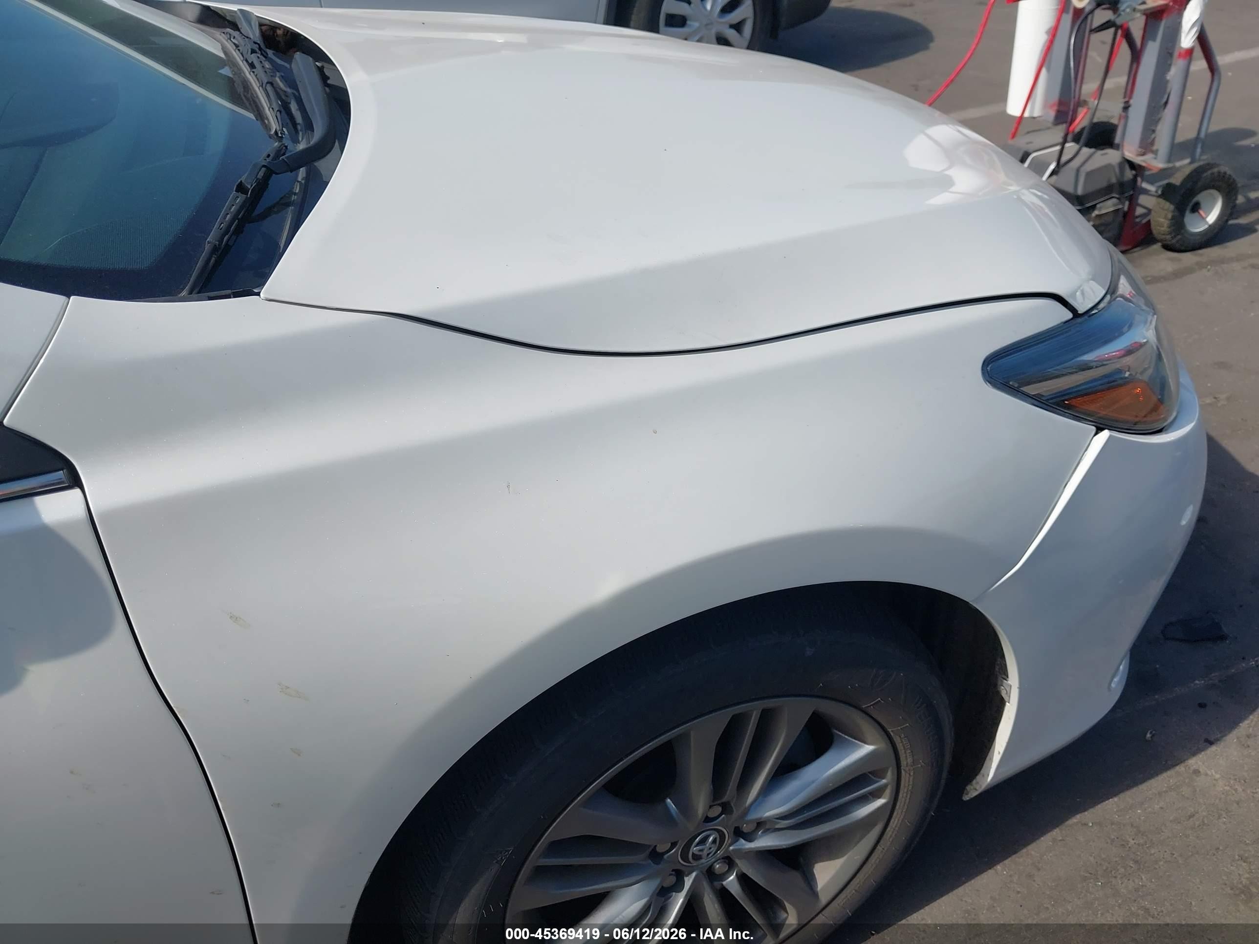 2015 Toyota Camry Se White vin: 4T1BF1FK9FU085522