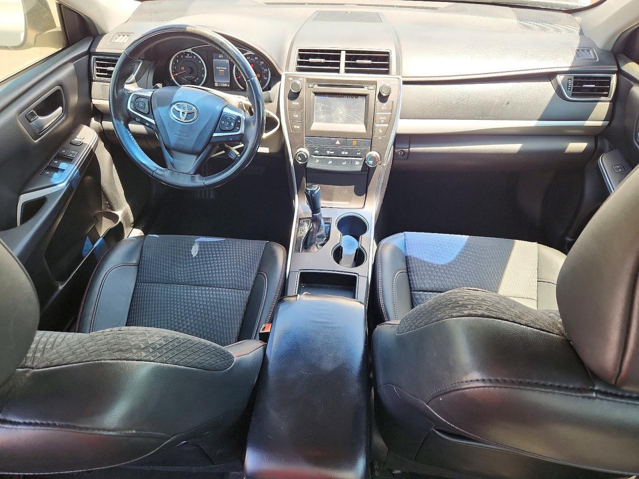 2015 Toyota Camry Se White vin: 4T1BF1FK9FU099159