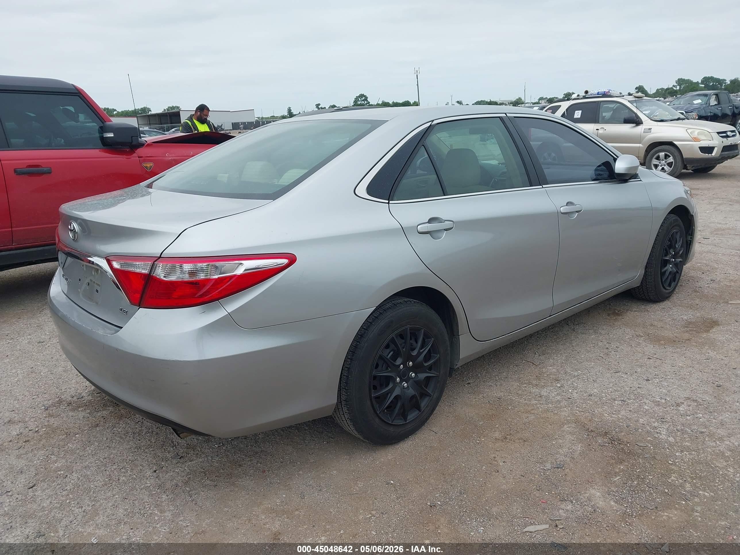 2015 Toyota Camry Le Серый vin: 4T1BF1FK9FU100326