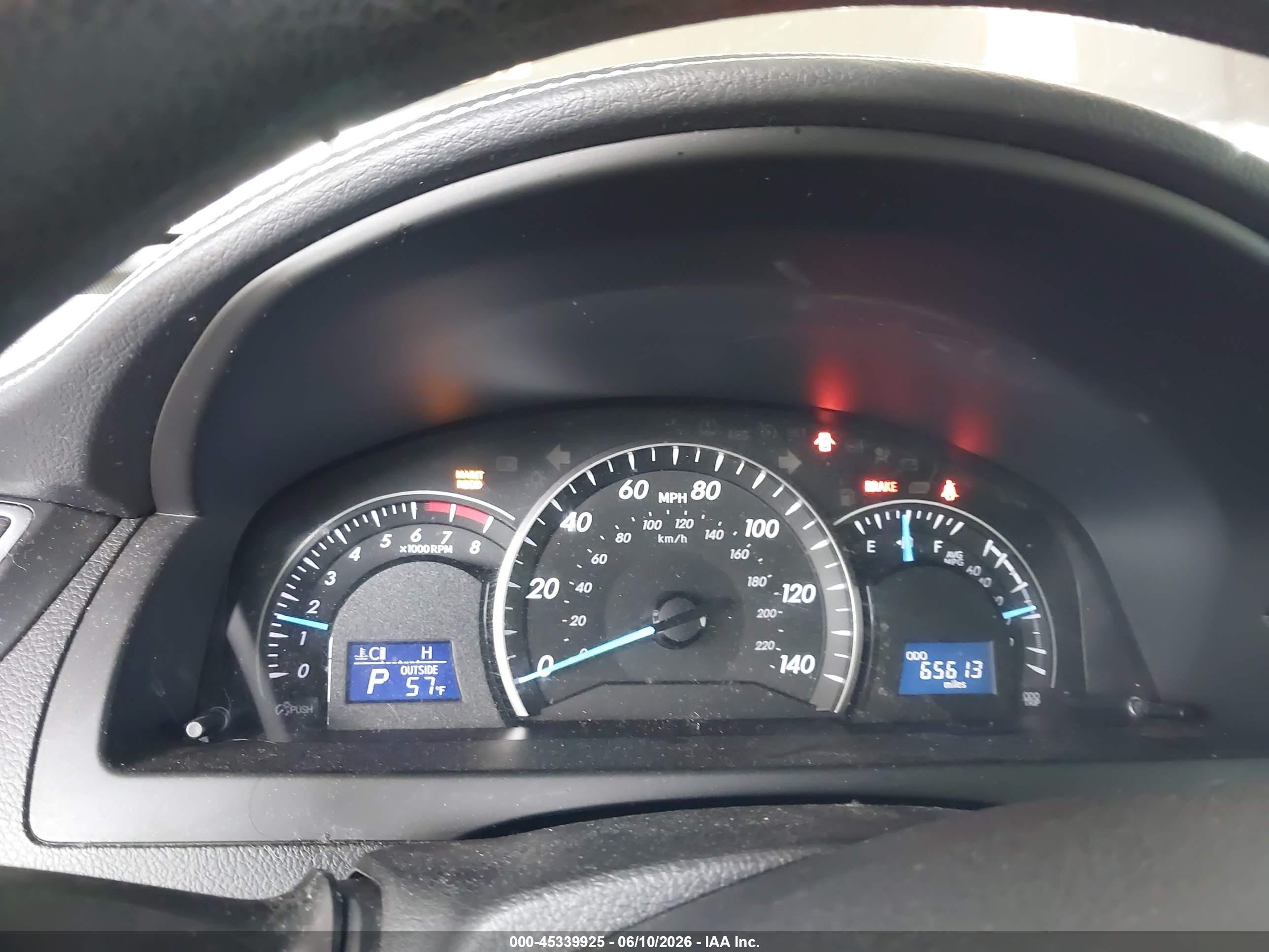 2015 Toyota Camry Le Серый vin: 4T1BF1FK9FU105154