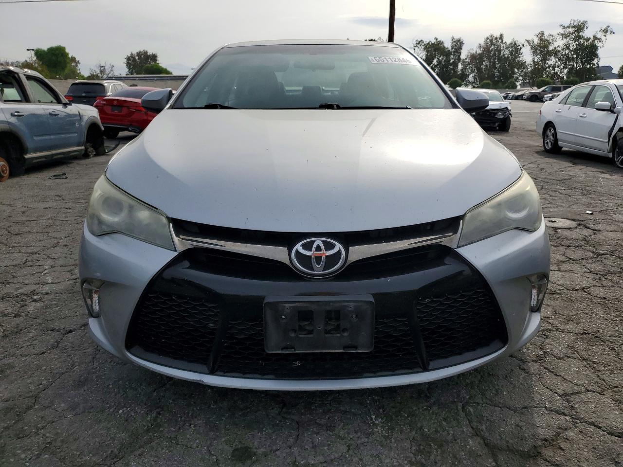 2015 Toyota Camry Se Silver vin: 4T1BF1FK9FU108152