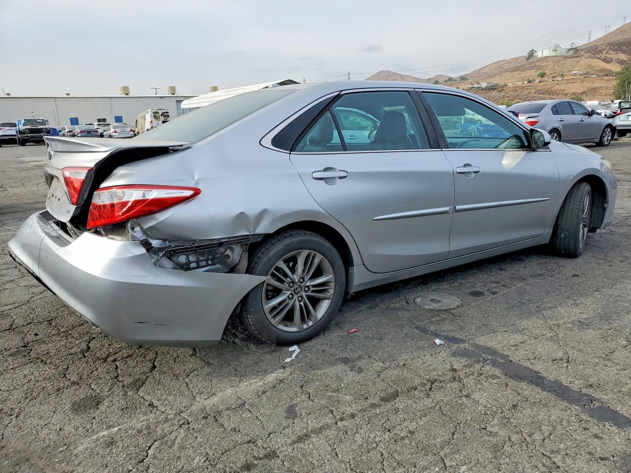 2015 Toyota Camry Se Silver vin: 4T1BF1FK9FU108152