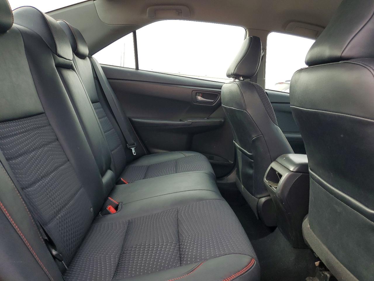2015 Toyota Camry Se Silver vin: 4T1BF1FK9FU108152