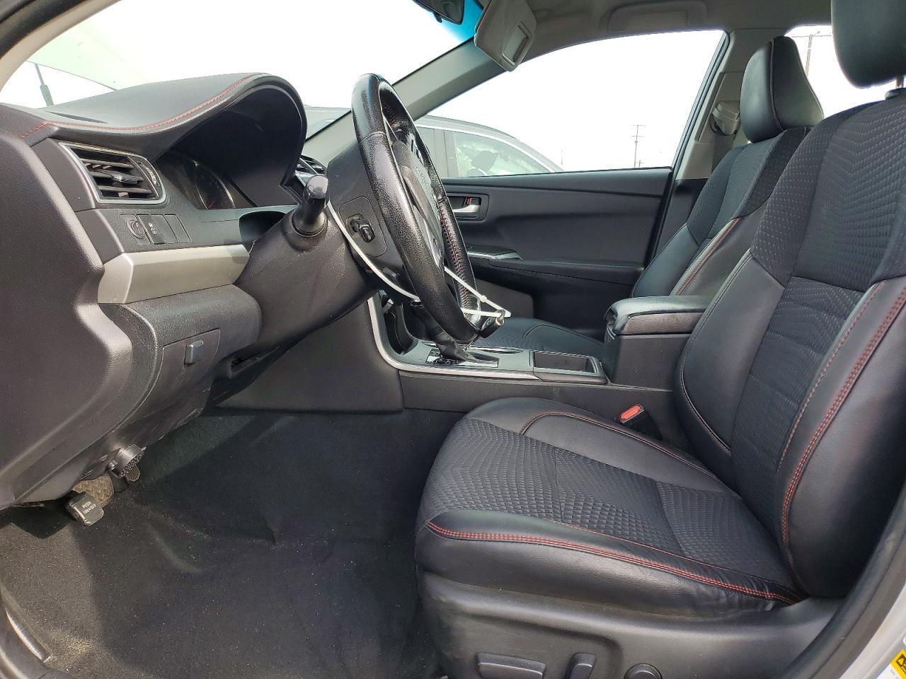 2015 Toyota Camry Se Silver vin: 4T1BF1FK9FU108152