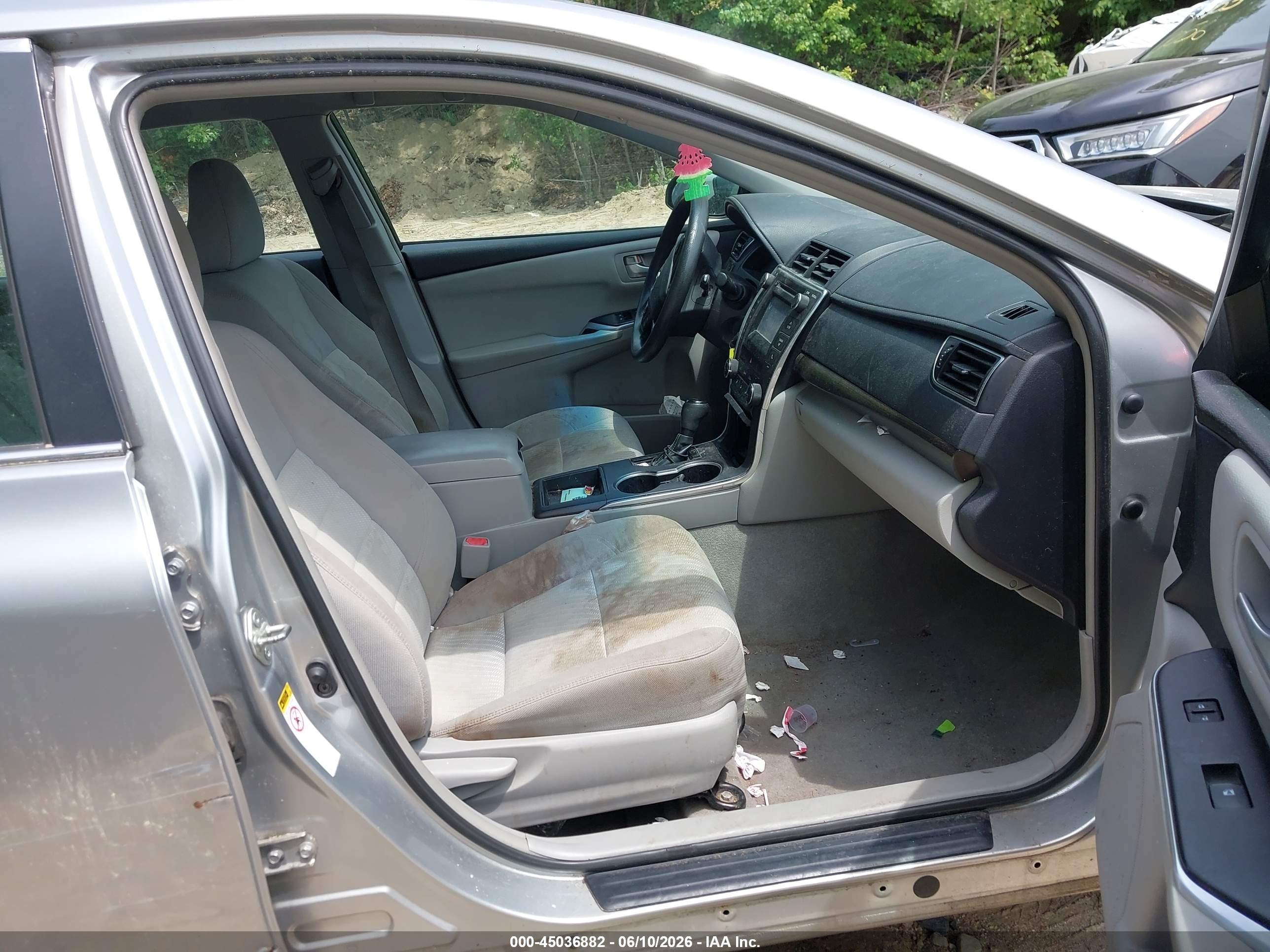 2015 Toyota Camry Le Silver vin: 4T1BF1FK9FU109222