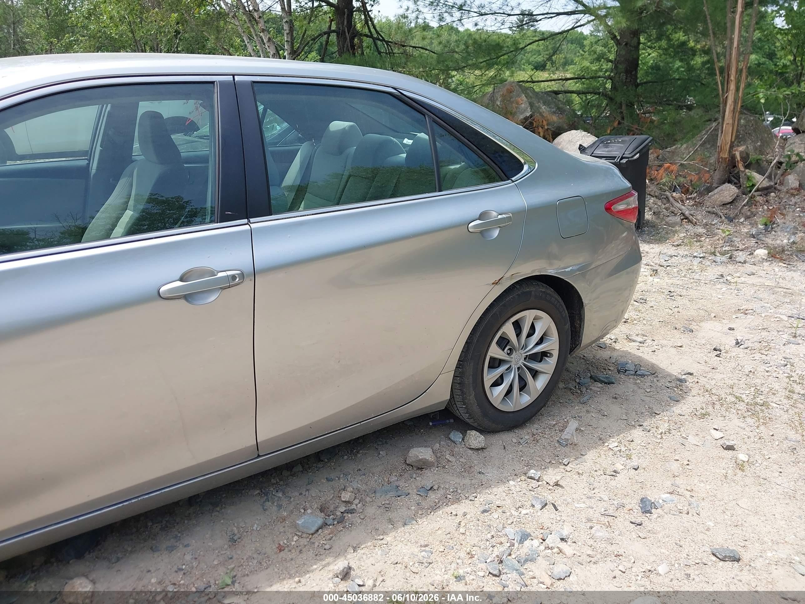 2015 Toyota Camry Le Silver vin: 4T1BF1FK9FU109222