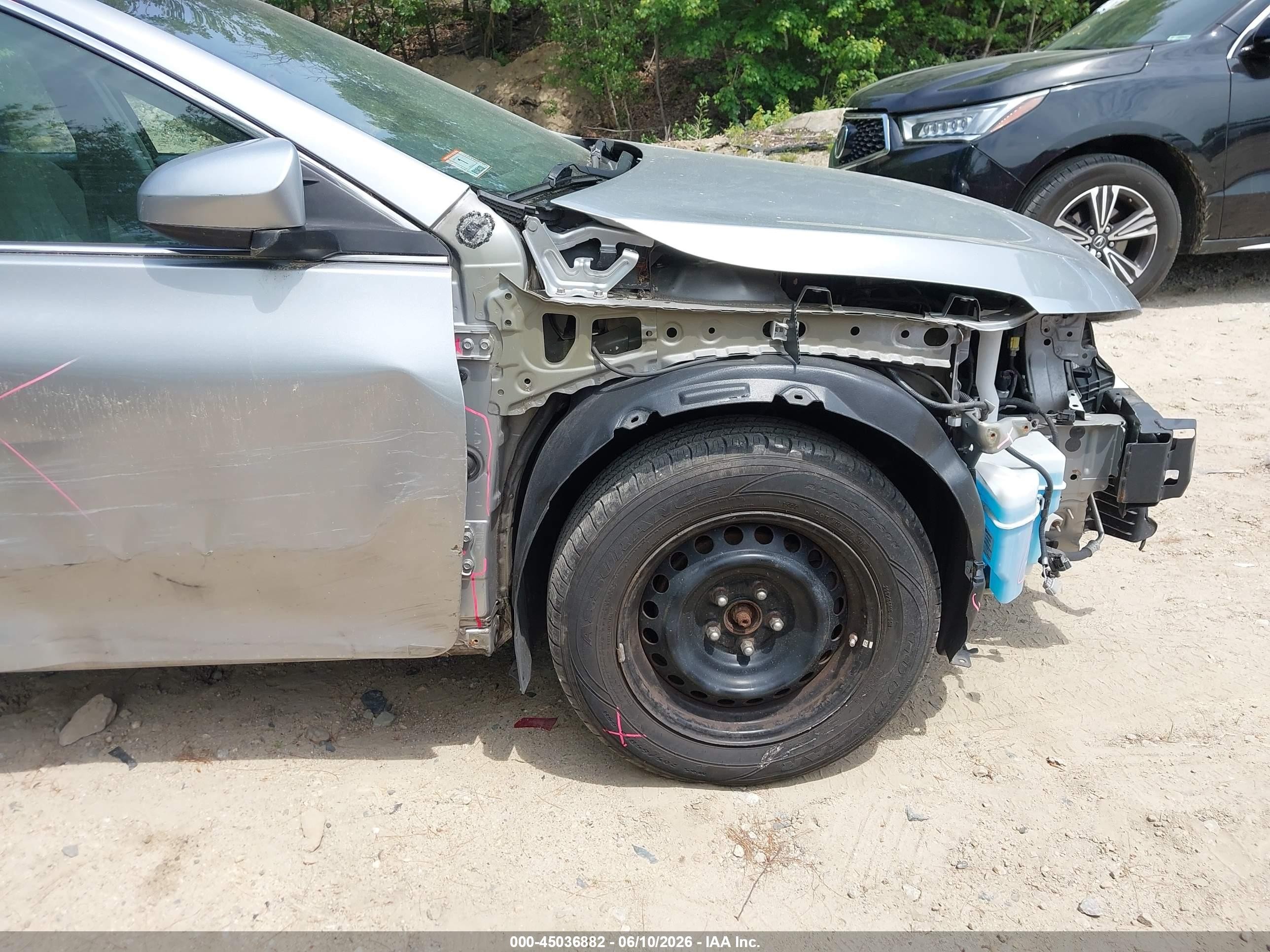 2015 Toyota Camry Le Silver vin: 4T1BF1FK9FU109222