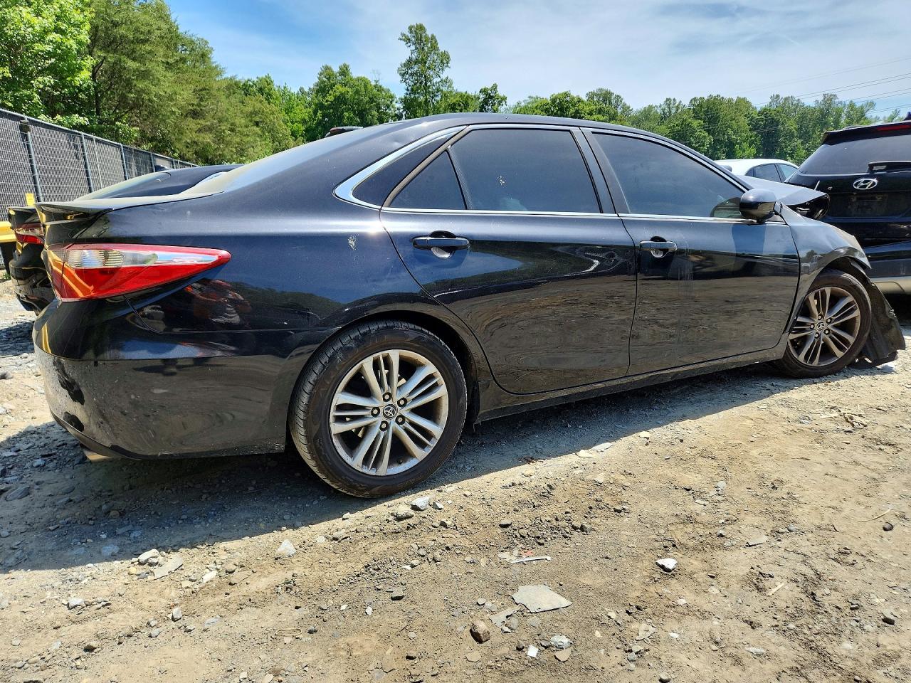 2015 Toyota Camry Se Black vin: 4T1BF1FK9FU111200