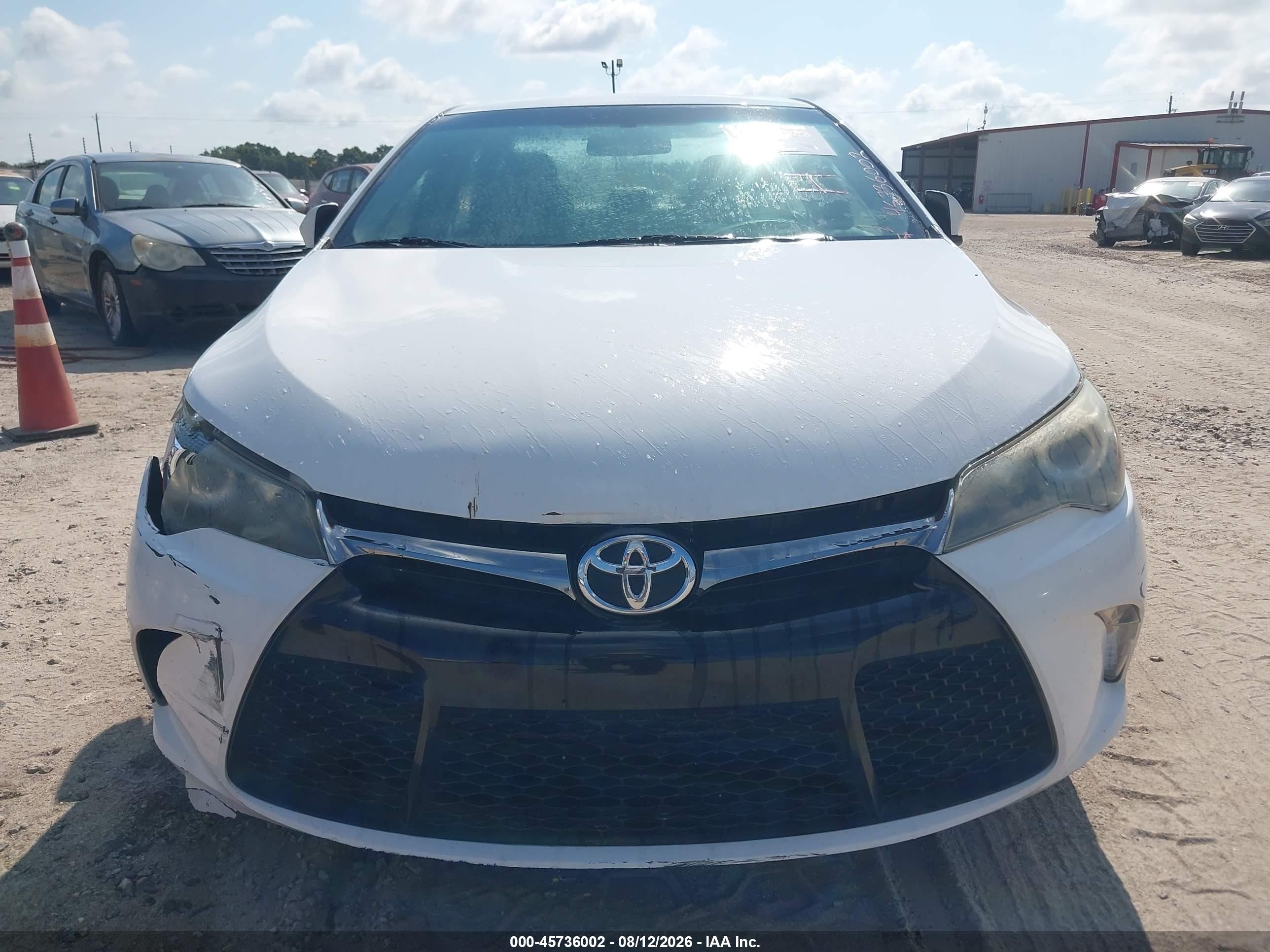 2015 Toyota Camry Se White vin: 4T1BF1FK9FU475620