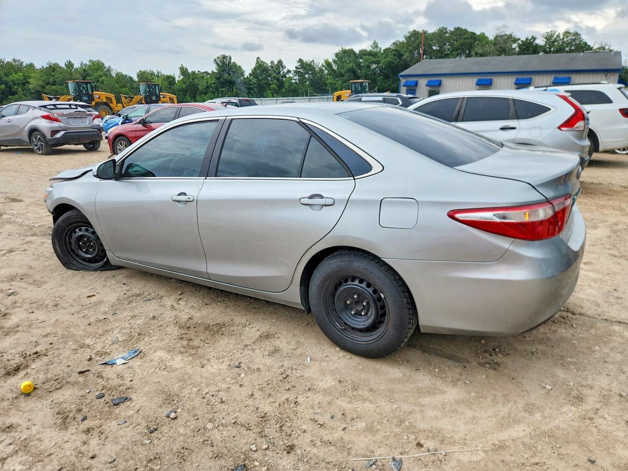 2015 Toyota Camry Le Silver vin: 4T1BF1FK9FU481417
