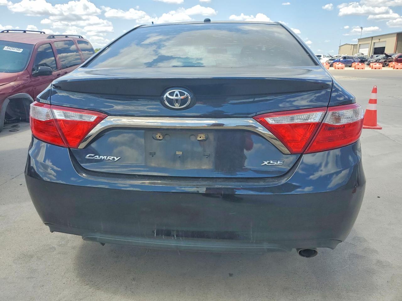 2015 Toyota Camry Xse Blue vin: 4T1BF1FK9FU485144