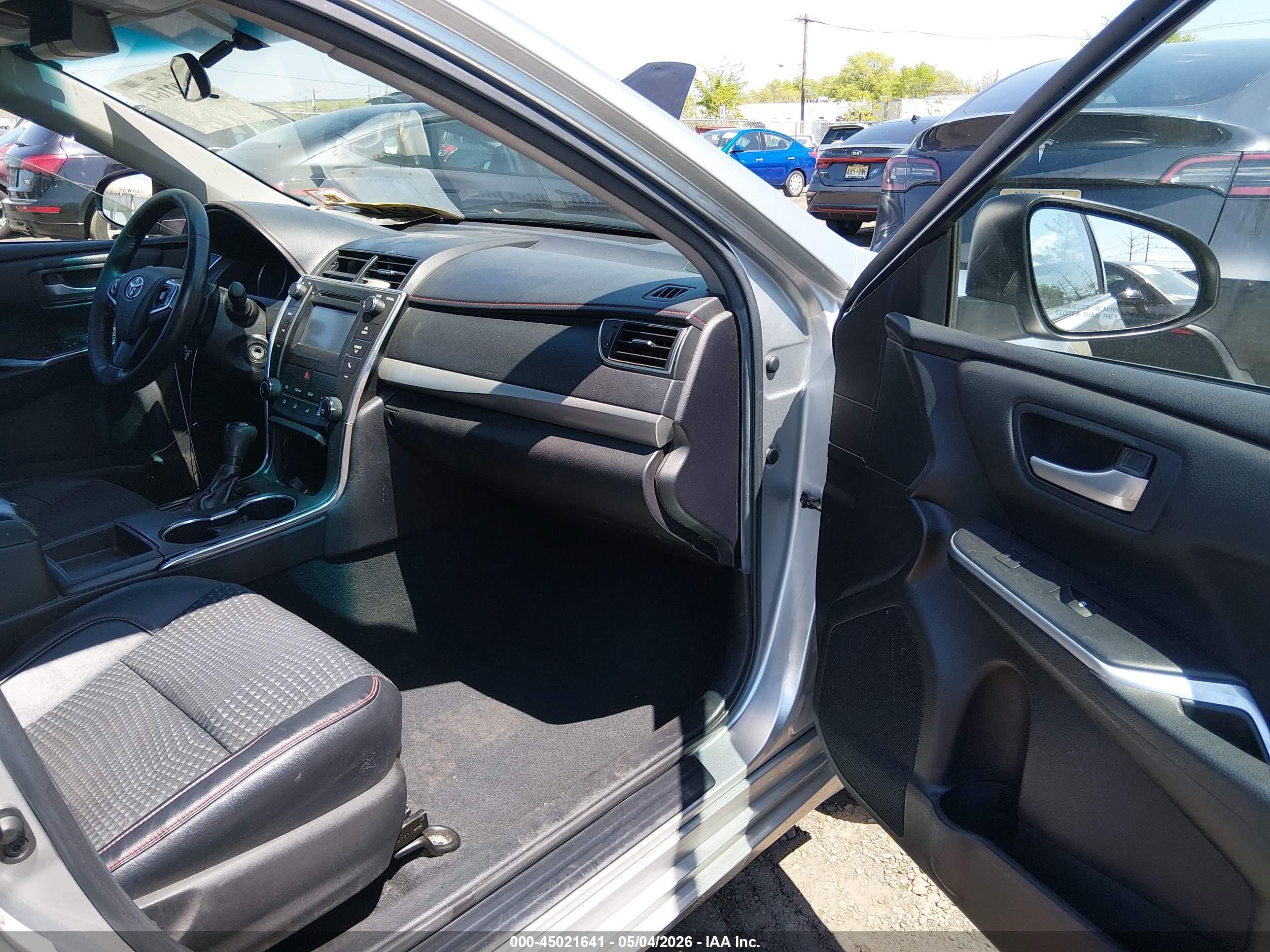 2015 Toyota Camry Se Silver vin: 4T1BF1FK9FU492224