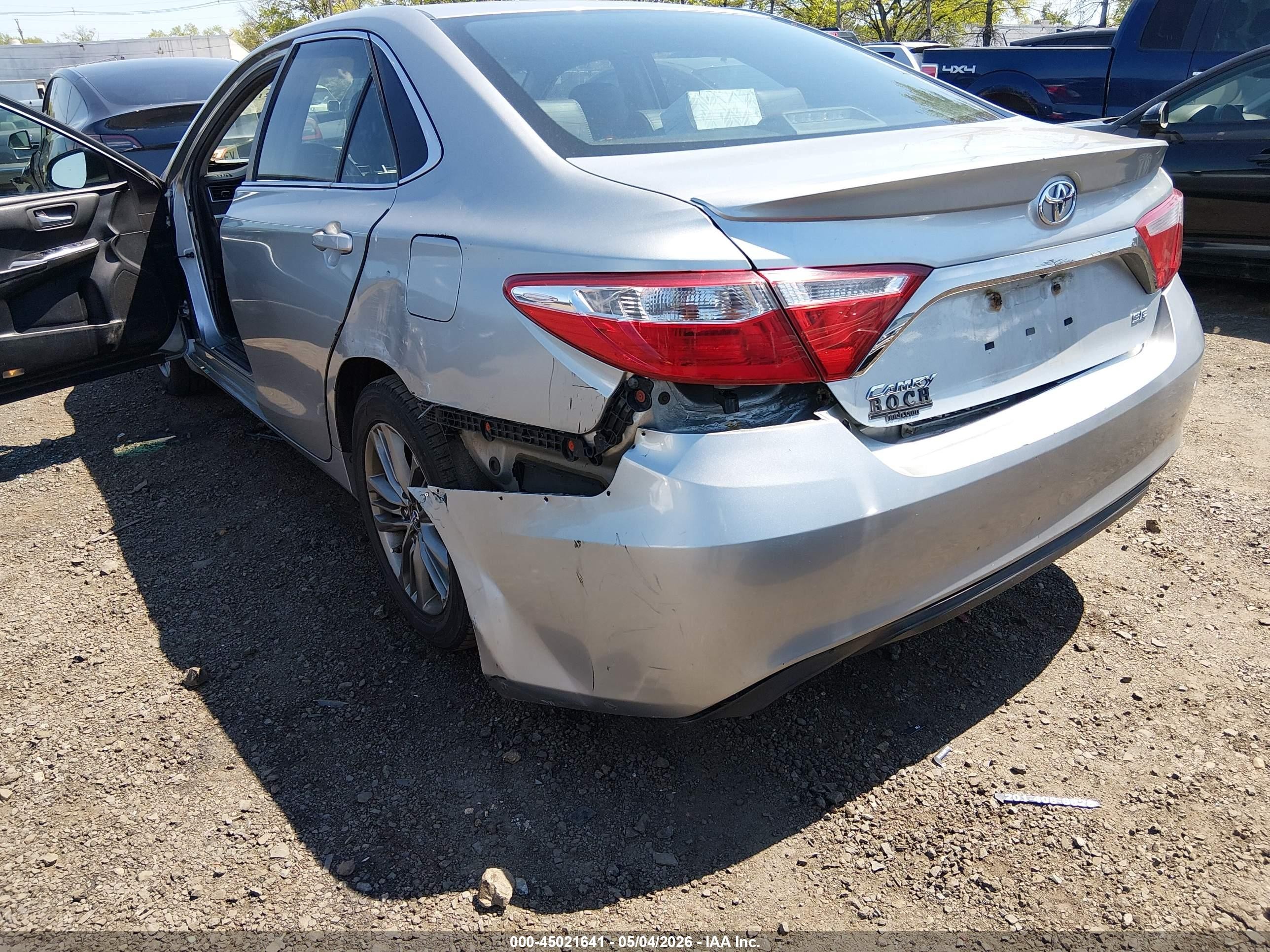 2015 Toyota Camry Se Silver vin: 4T1BF1FK9FU492224