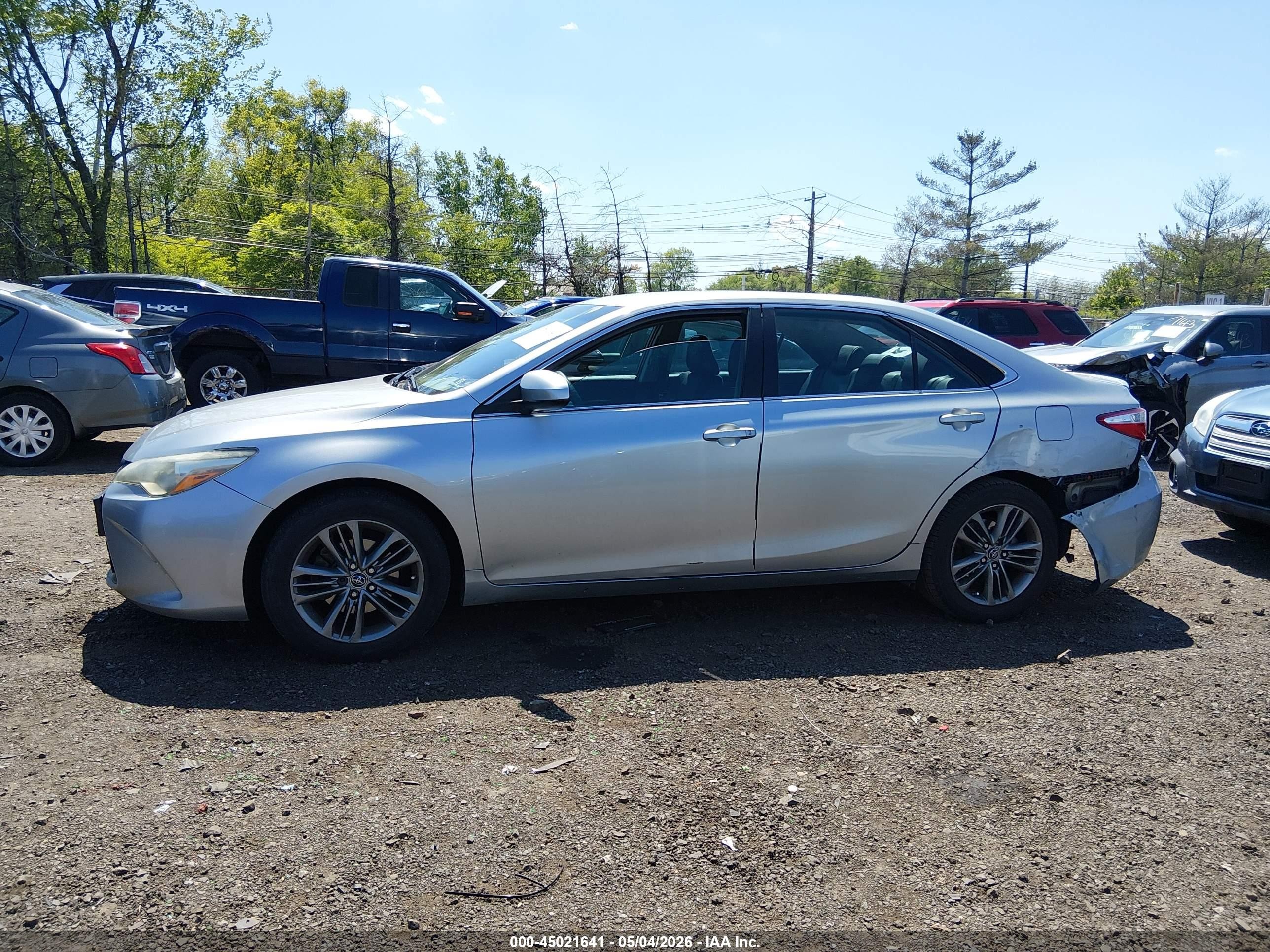 2015 Toyota Camry Se Silver vin: 4T1BF1FK9FU492224
