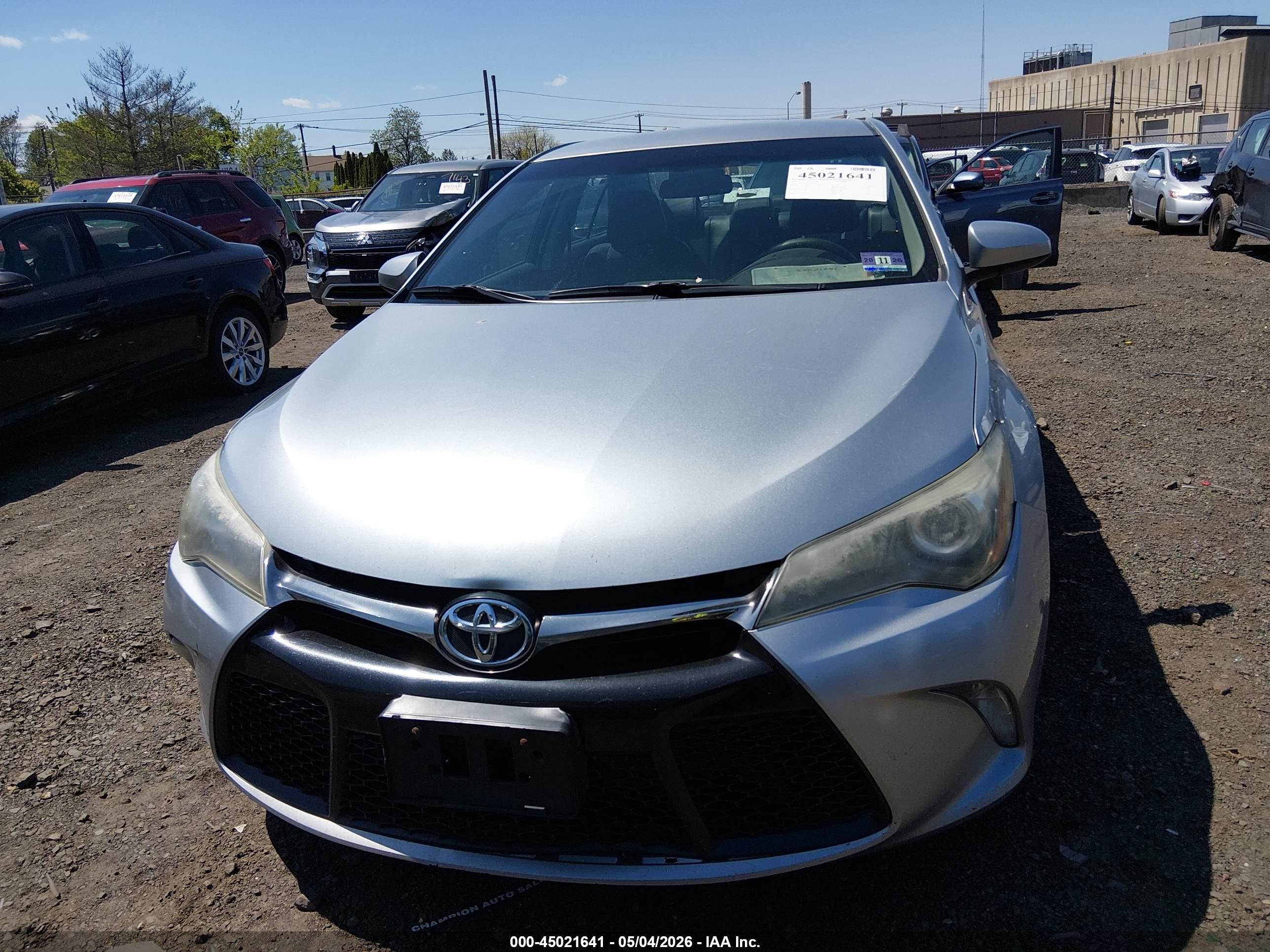 2015 Toyota Camry Se Silver vin: 4T1BF1FK9FU492224