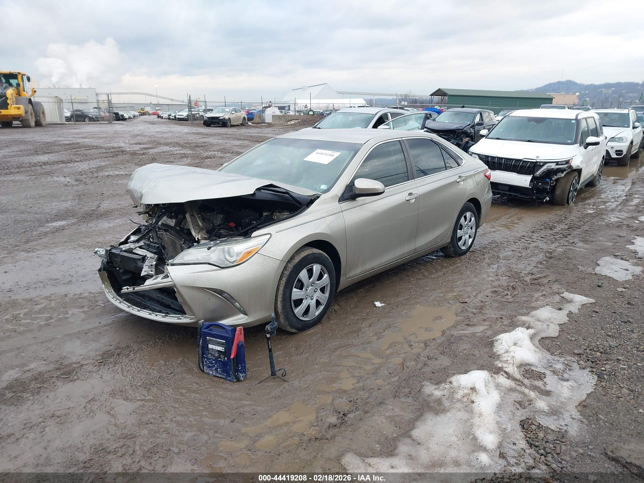 2015 Toyota Camry Le Beige vin: 4T1BF1FK9FU496046