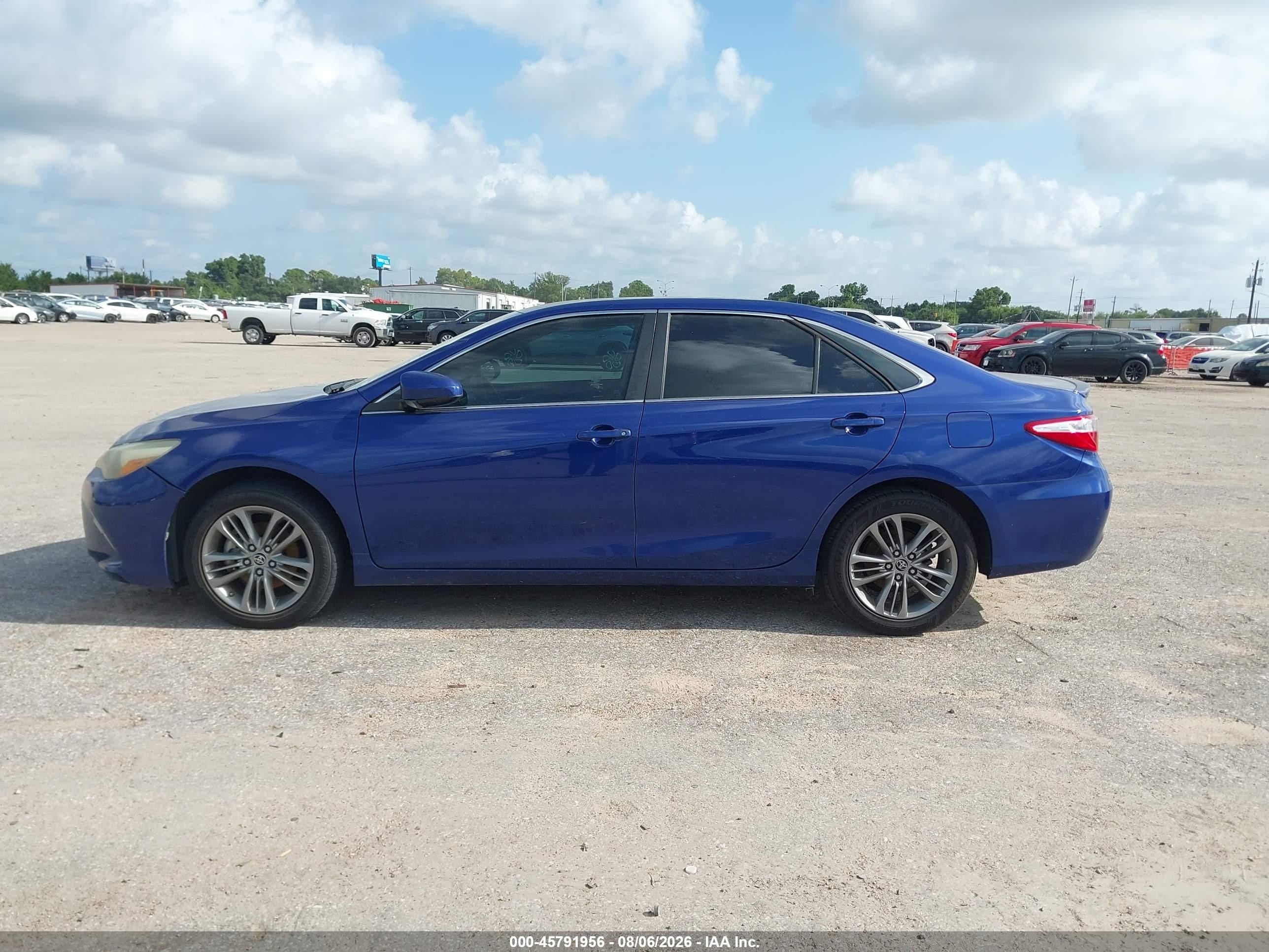 2015 Toyota Camry Se Blue vin: 4T1BF1FK9FU872759