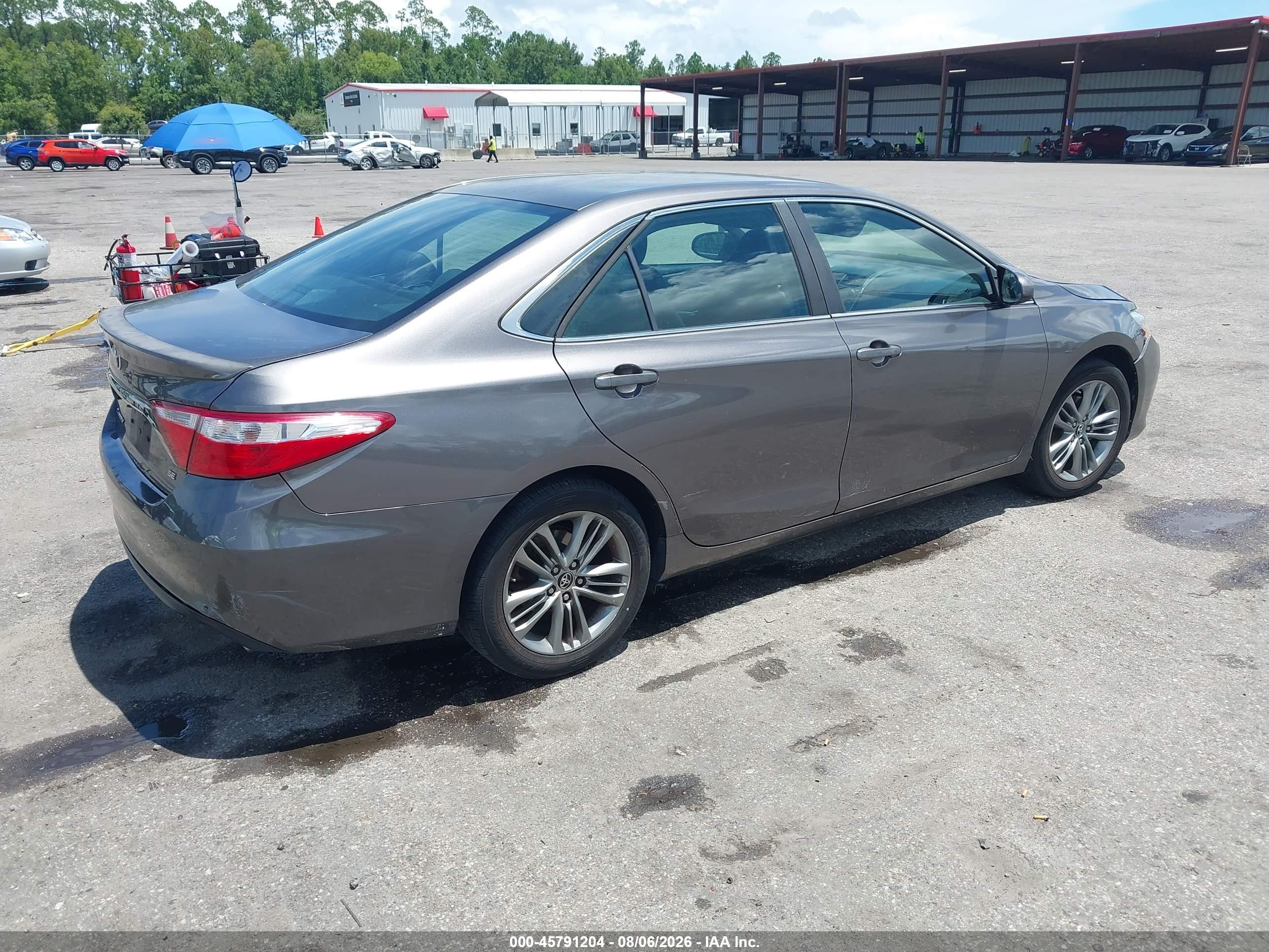 2015 Toyota Camry Se Gray vin: 4T1BF1FK9FU882868