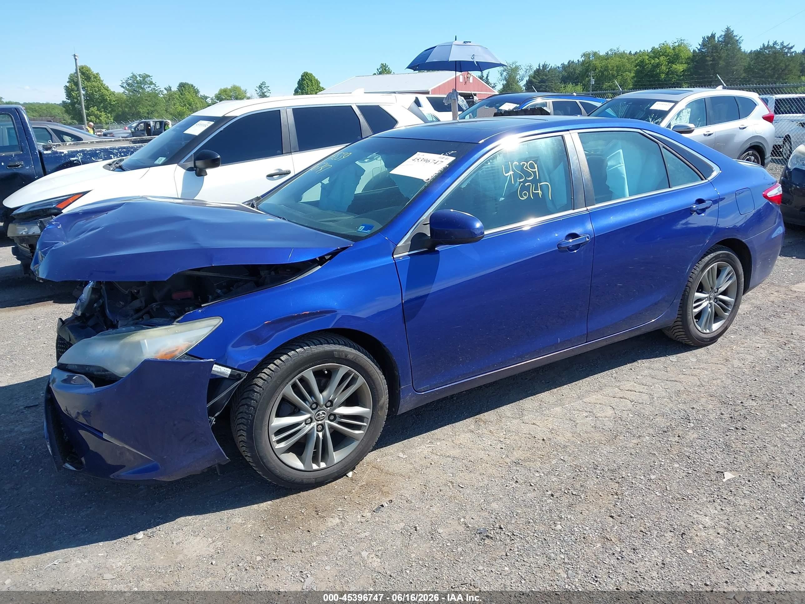 2015 Toyota Camry Se Blue vin: 4T1BF1FK9FU885592
